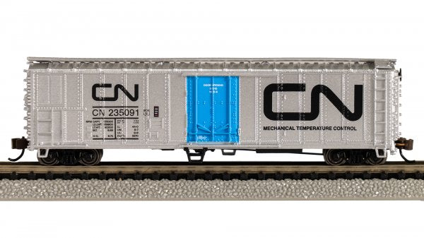 Bachmann N 17963 ACF 50' Steel Mechanical Reefer - Silver Series - Canadian National #235091 (Display Train Beef Car, white, brown)