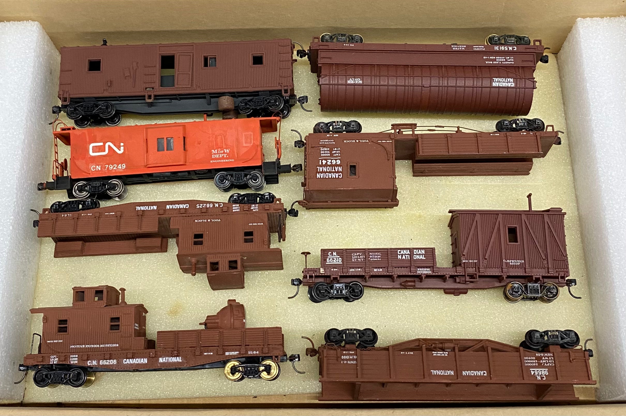 Mixed Vendors CNWORKTRAIN1 HO CN Work Train Crane and Tenders Set Canadian National (CN)