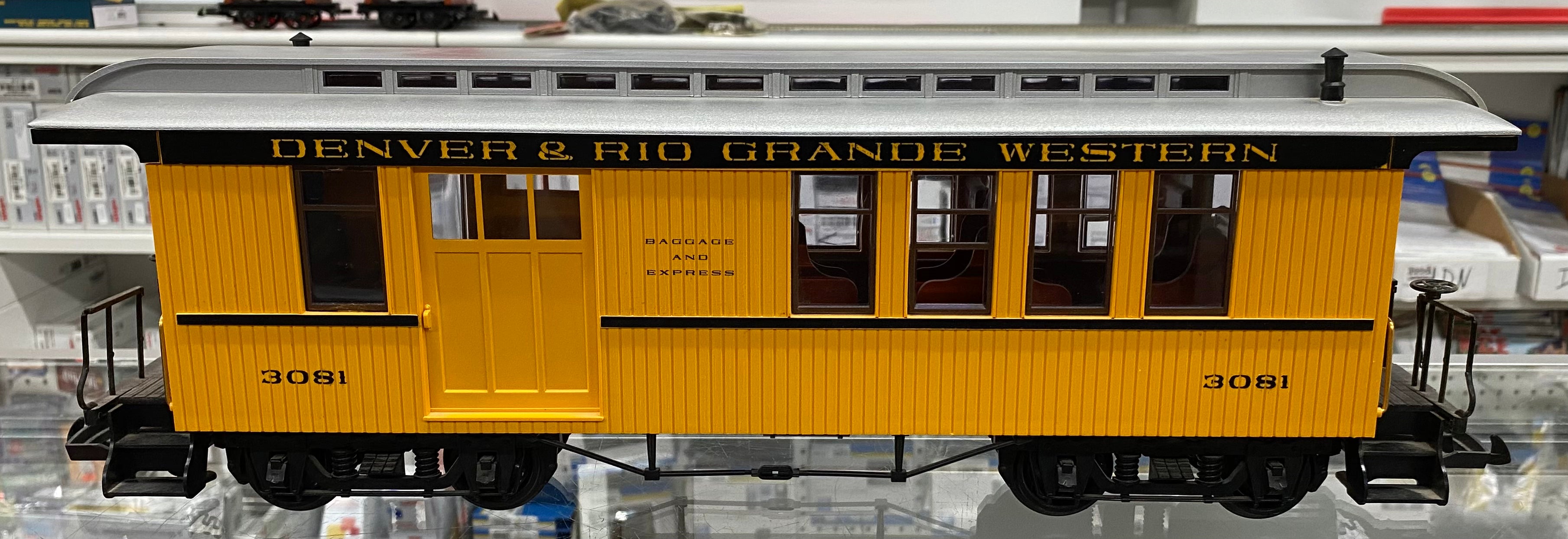 LGB 3081 G Passenger/Baggage Car Denver and Rio Grande Western (DRGW) 3081