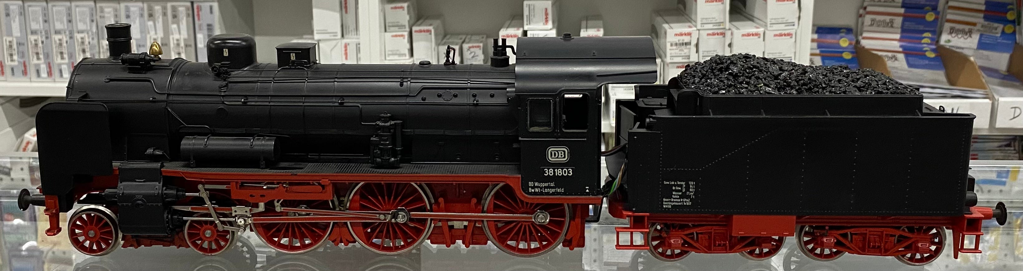 Marklin 5747 1 DB BR 38 Class 4-6-0 Steam Locomotive P8 Smoke Unit 38 1803 Analog DC