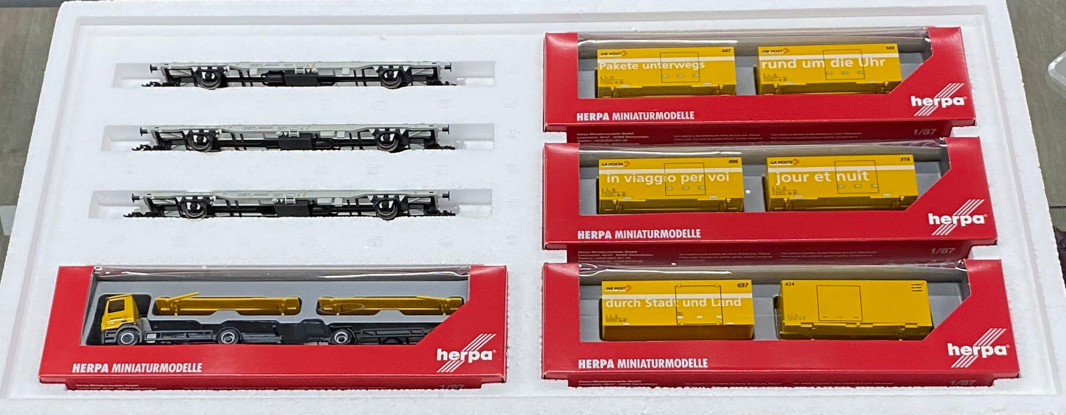 Marklin 151092 HO SBB-CFF-FFS Schweizer Post 3 Containerwagen mit Beladung NEU/OVP 4285