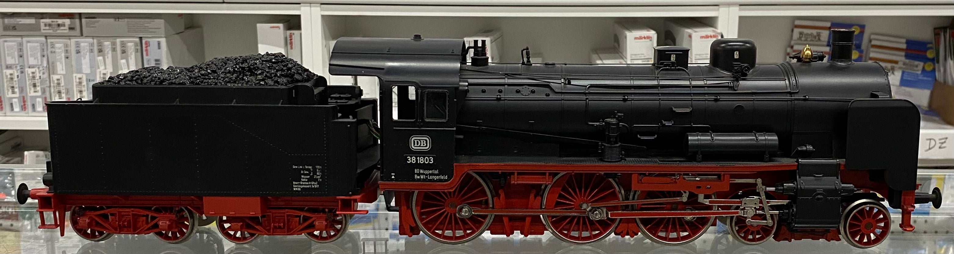 Marklin 5747 1 DB BR 38 Class 4-6-0 Steam Locomotive P8 Smoke Unit 38 1803 Analog DC