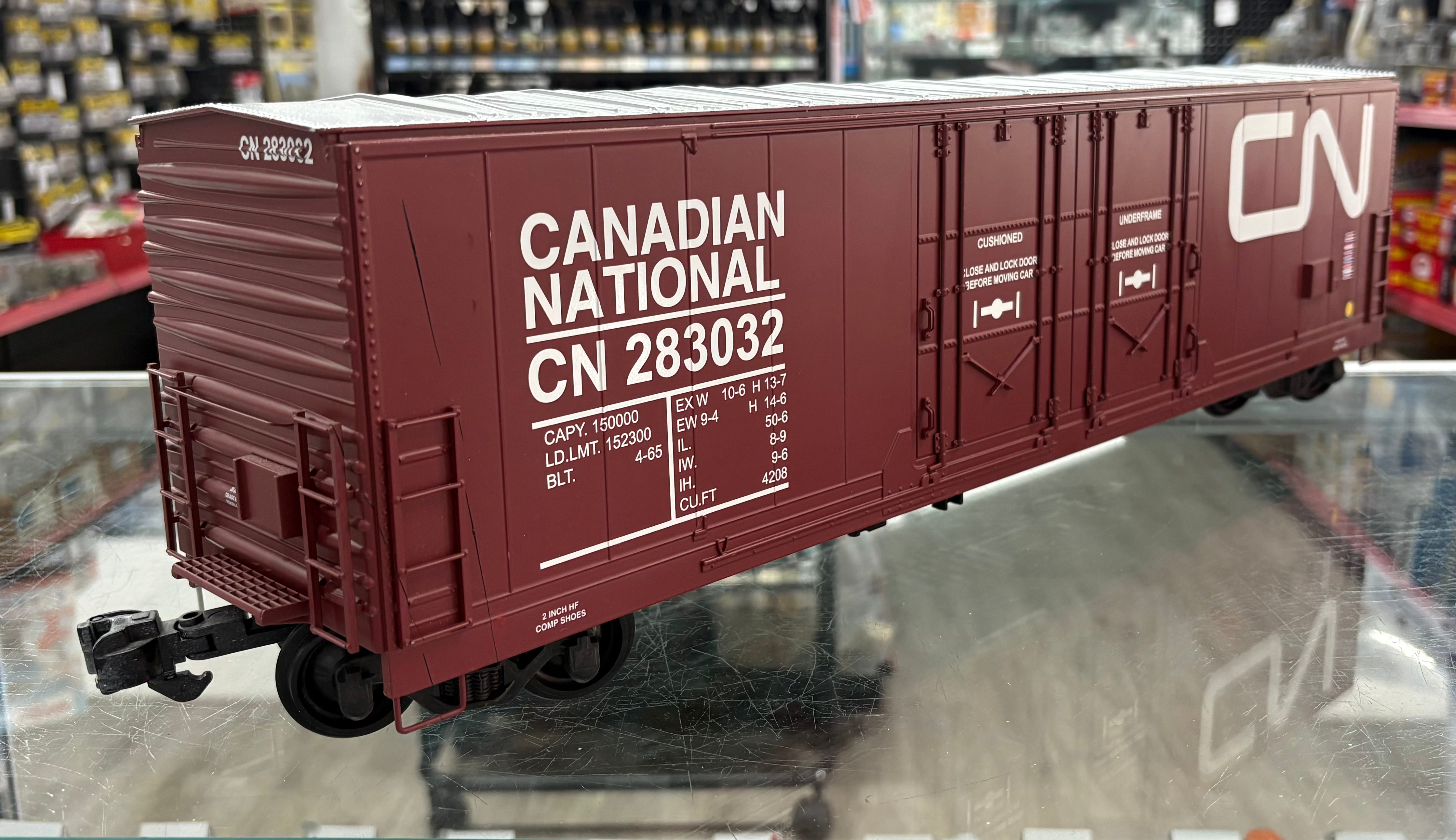 Aristo Craft 555700 G 50' Double Door Apple Boxcar Canadian National (CN) 283032