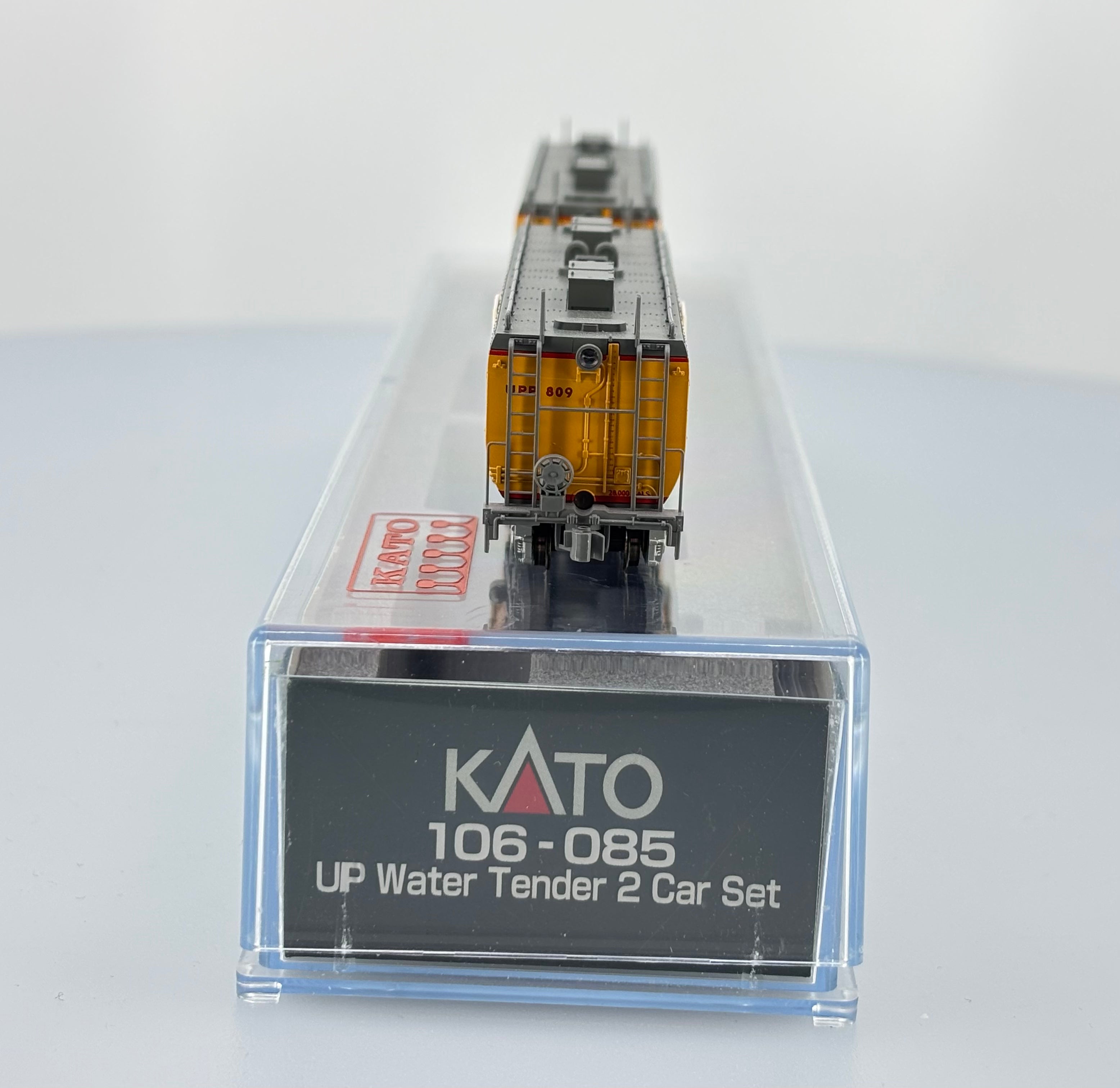 Kato 106-085 N Water Tender 2 Car Set Union Pacific (UP) Analog DC