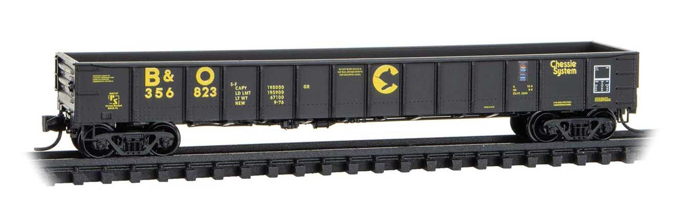 Micro Trains N 10500790 50' Steel Side 14-Panel Fixed-End Straight-Side Gondola - Chessie System B&O #356823 (black, yellow)