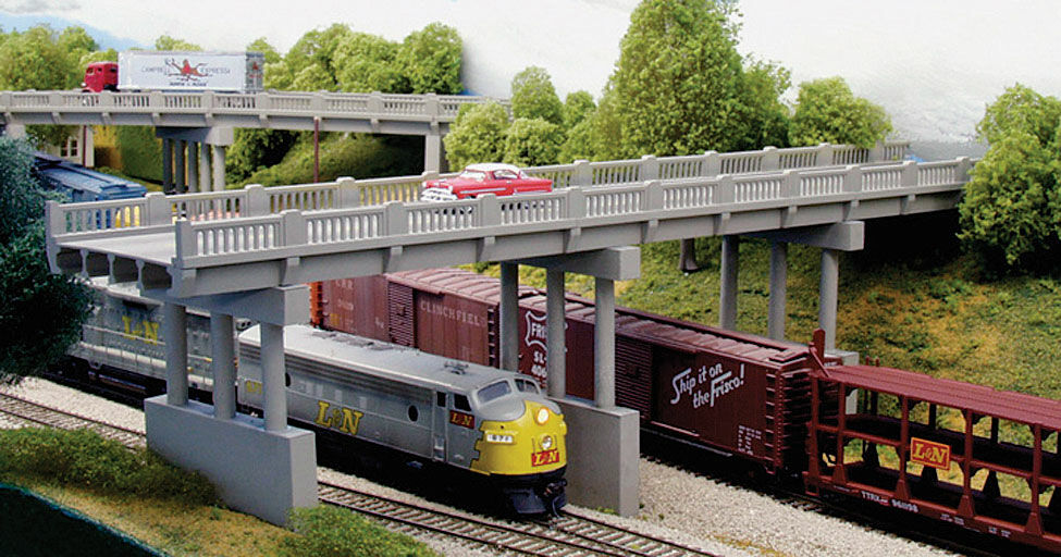 Rix Products 153 1930s Highway Overpass with 4 Piers -- Kit - Scale Length: 150' 45.7m