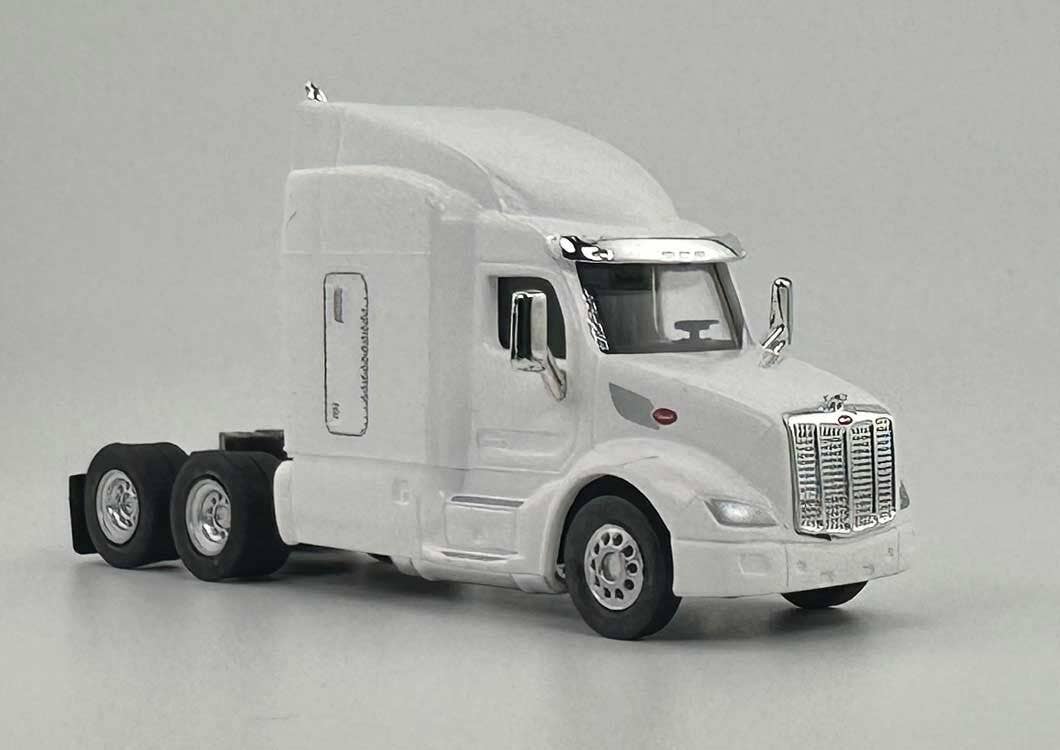 HO Logistics Replicas HO 57907 Peterbilt 579 Sleeper-Cab Semi Tractor - Assembled - White