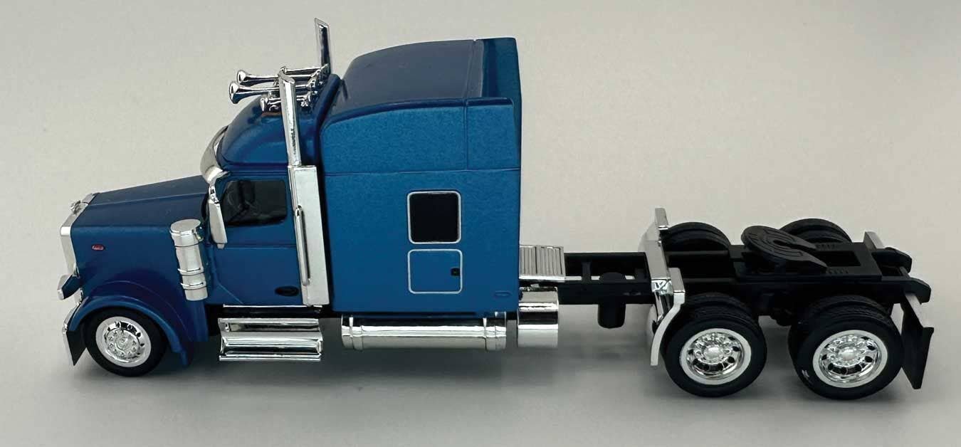 HO Logistics Replicas HO 589065 Peterbilt 589 Stand-Up Sleeper-Cab Semi Tractor - Assembled - Metallic Blue