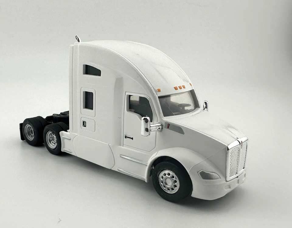 HO Logistics Replicas HO 68007 Kenworth T-680 Sleeper-Cab Semi Tractor - Assembled - White