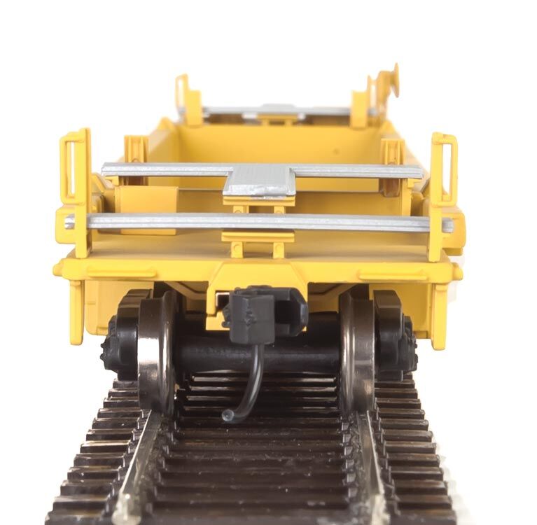 Walthers HO 5630 Thrall Rebuilt 40' Well Car - Trailer-Train DTTX #53091 (yellow, black; Black & White Logo)