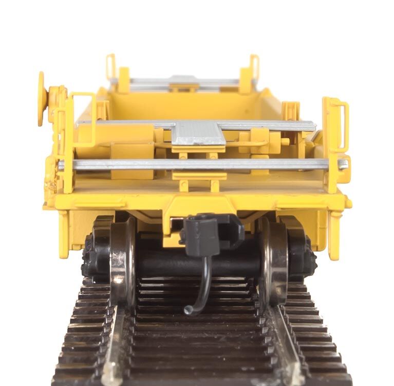 Walthers HO 5632 Thrall Rebuilt 40' Well Car - Trailer-Train DTTX #53235 (yellow, black; Black & White Logo)