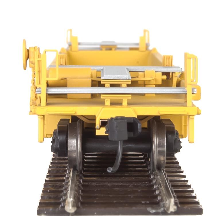 Walthers HO 5638 Thrall Rebuilt 40' Well Car - TTX DTTX #53298 (yellow, black, large red TTX Forward Thinking logo, yellow