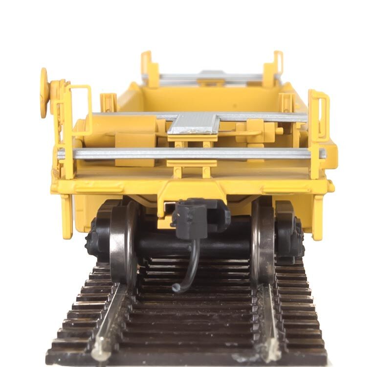 Walthers HO 5640 Thrall Rebuilt 40' Well Car - TTX DTTX #55657 (yellow, black, large red TTX Forward Thinking logo, yellow