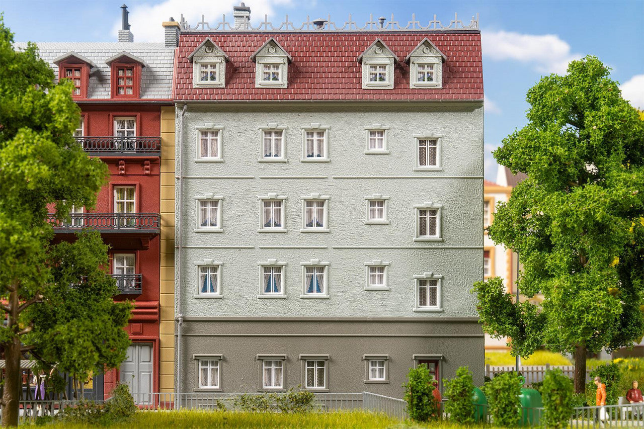 Faller 130751 HO Pritzwalk Residential building