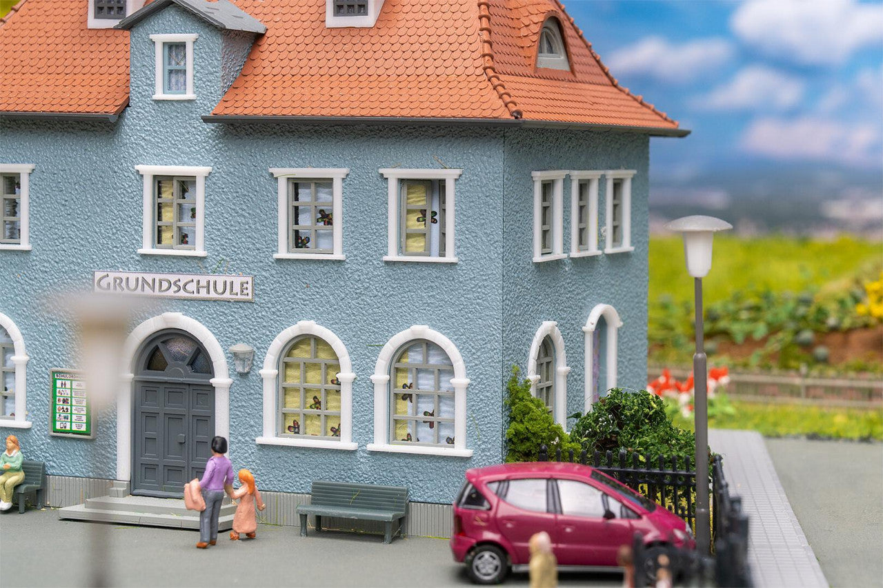 Faller 190087 HO Back to school Promotional-Set