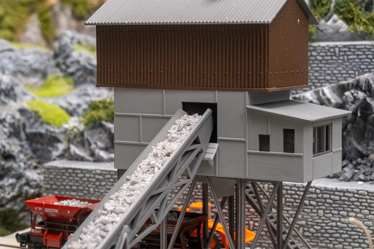 Faller 222228 N Concrete mixing plant with gravel loading silo