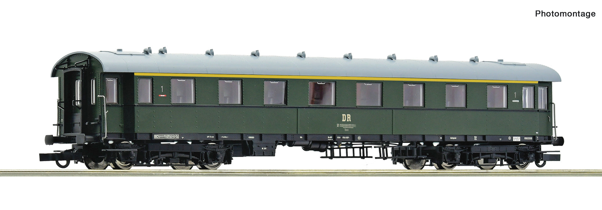 Roco 6200201 HO 1st class standard express train coach, DR