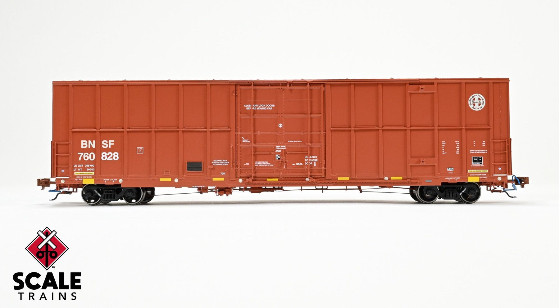 ScaleTrains SXT40996 Rivet Counter HO Scale Trinity 60' 7500 12' Plug-Door High-Cube Boxcar, BNSF/Circle Cross Logo/Conspicuity Stripes 760879
