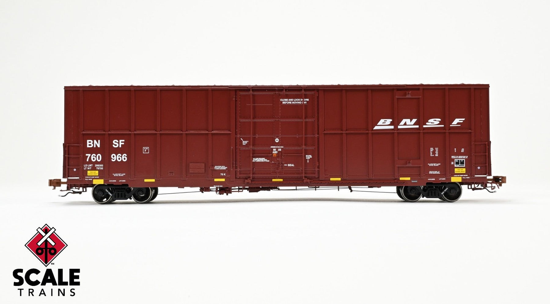 ScaleTrains SXT40997 Rivet Counter HO Scale Trinity 60' 7500 12' Plug-Door High-Cube Boxcar, BNSF/Wedge/Conspicuity Stripes 760966