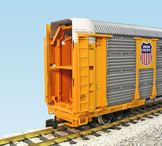 USA Trains R17181 G Canadian Pacific Bi-level Auto Carrier Yellow/black