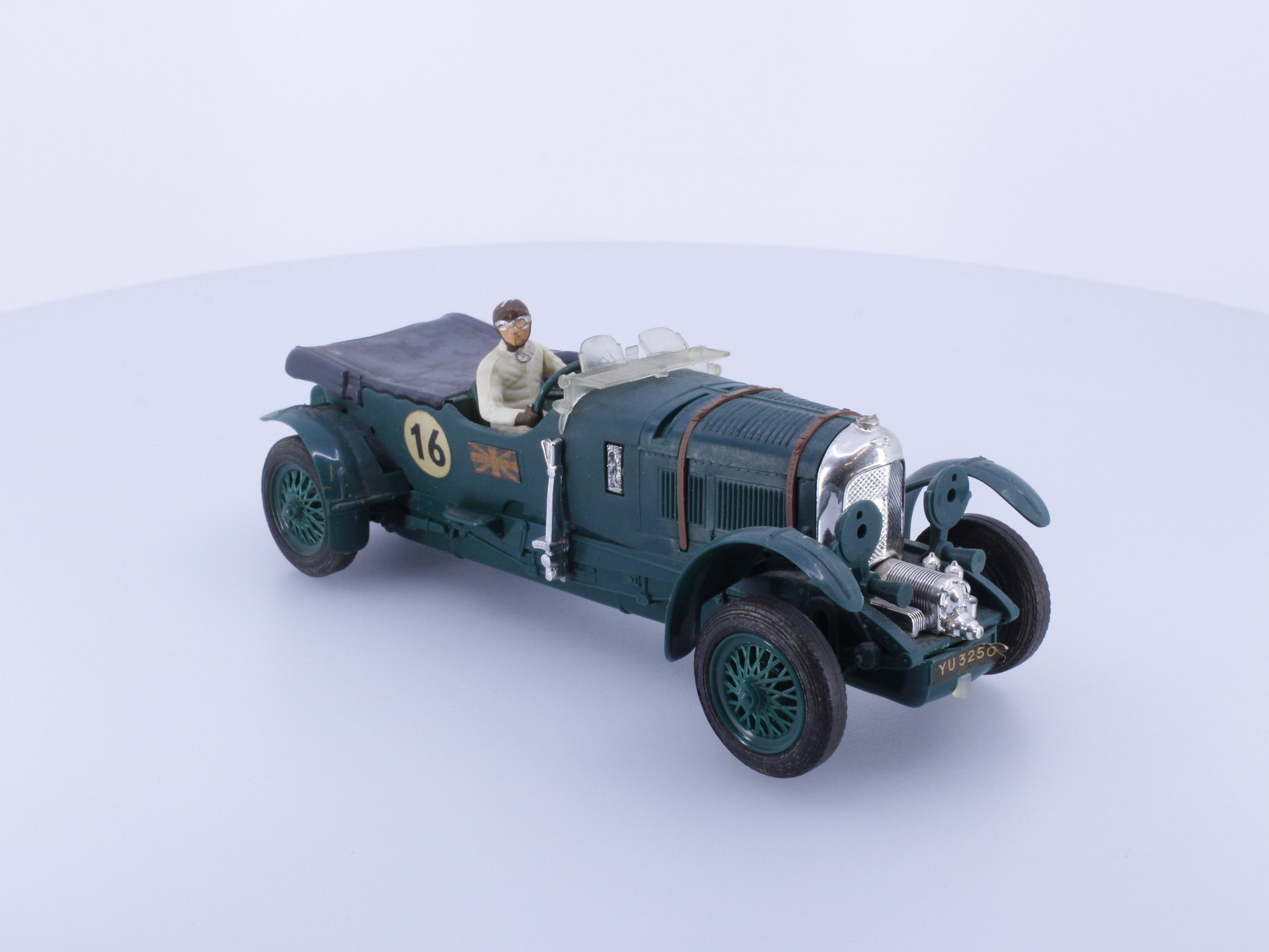 Triang Scalextrix Bentley MM/C64 4.5 L Super Charged 1/32 Slot Car Rare