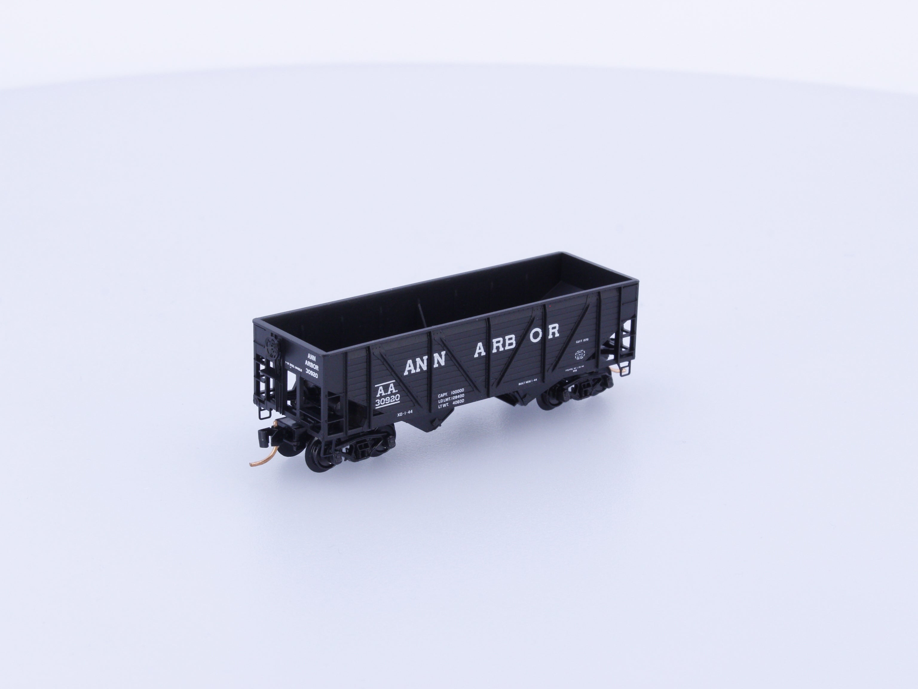 Micro Trains 57120 N Open Hopper, 2-Bay, Composite Ann Arbor 30920