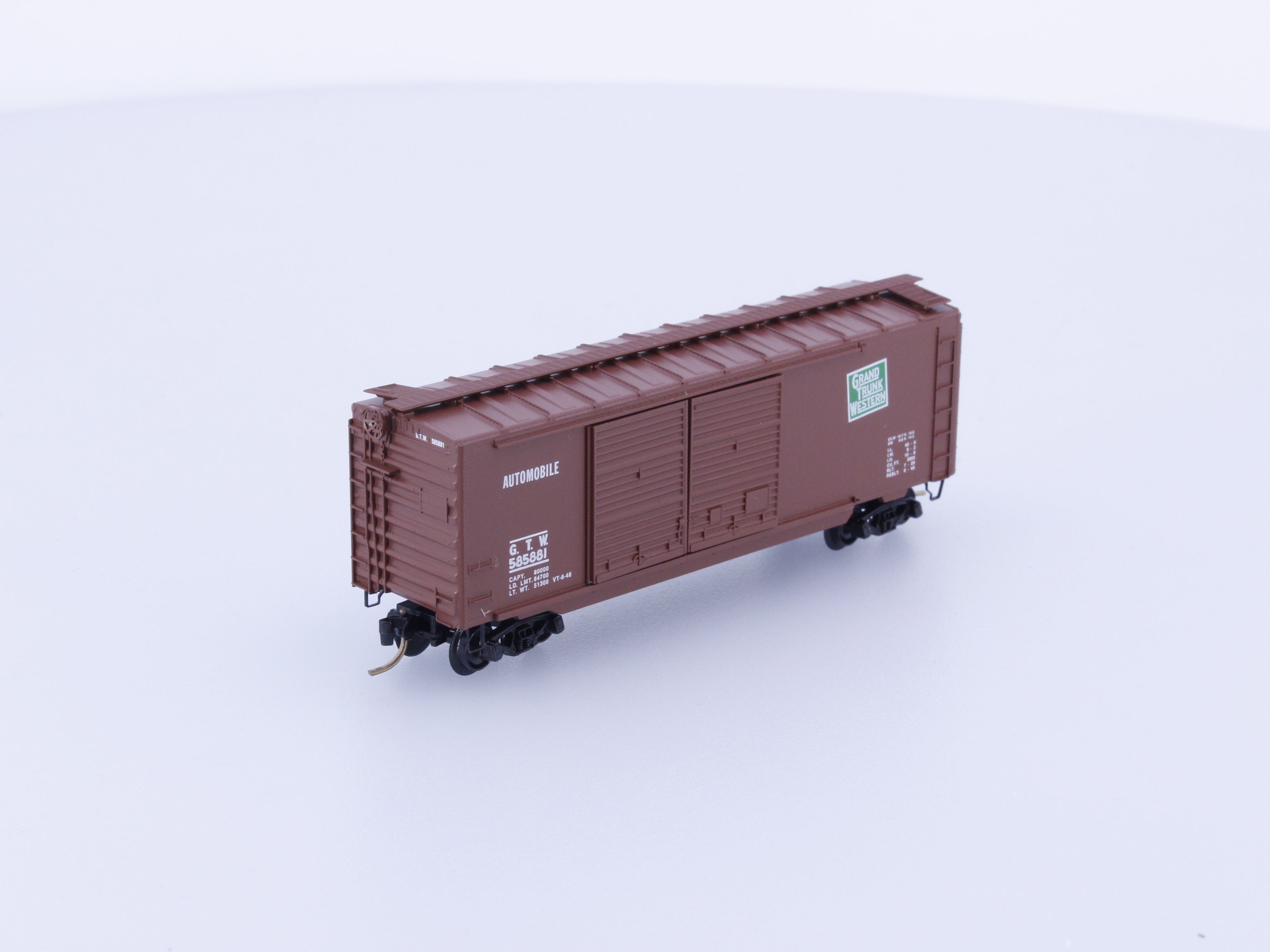 Micro Trains 23170 N 40' Standard Box Car Double Doors Grand Trunk Western (GTW) 585881