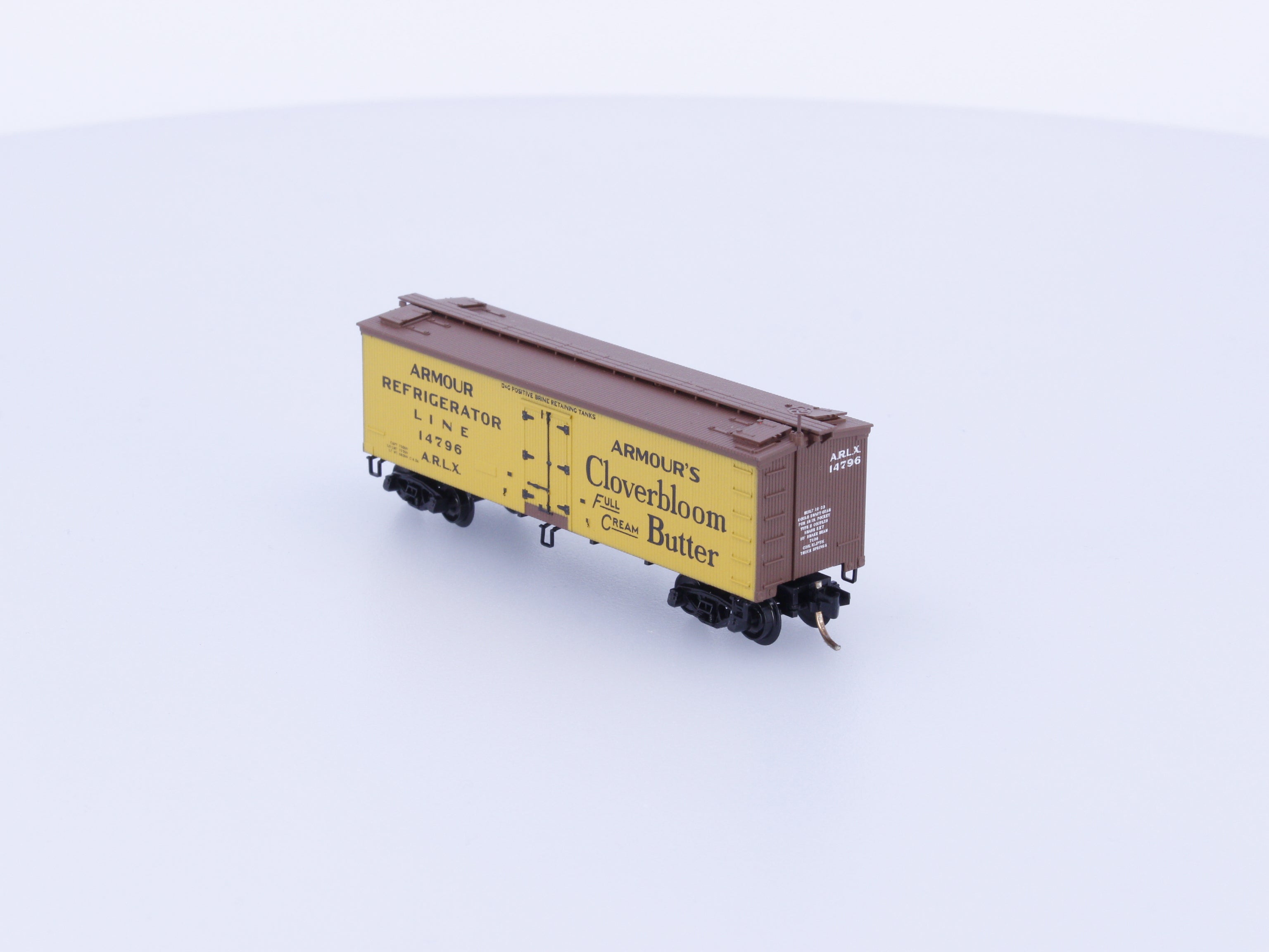 Micro Trains 58550 N 36' Wood Sheathed Ice Reefer Armour Refrigerator Line 14796