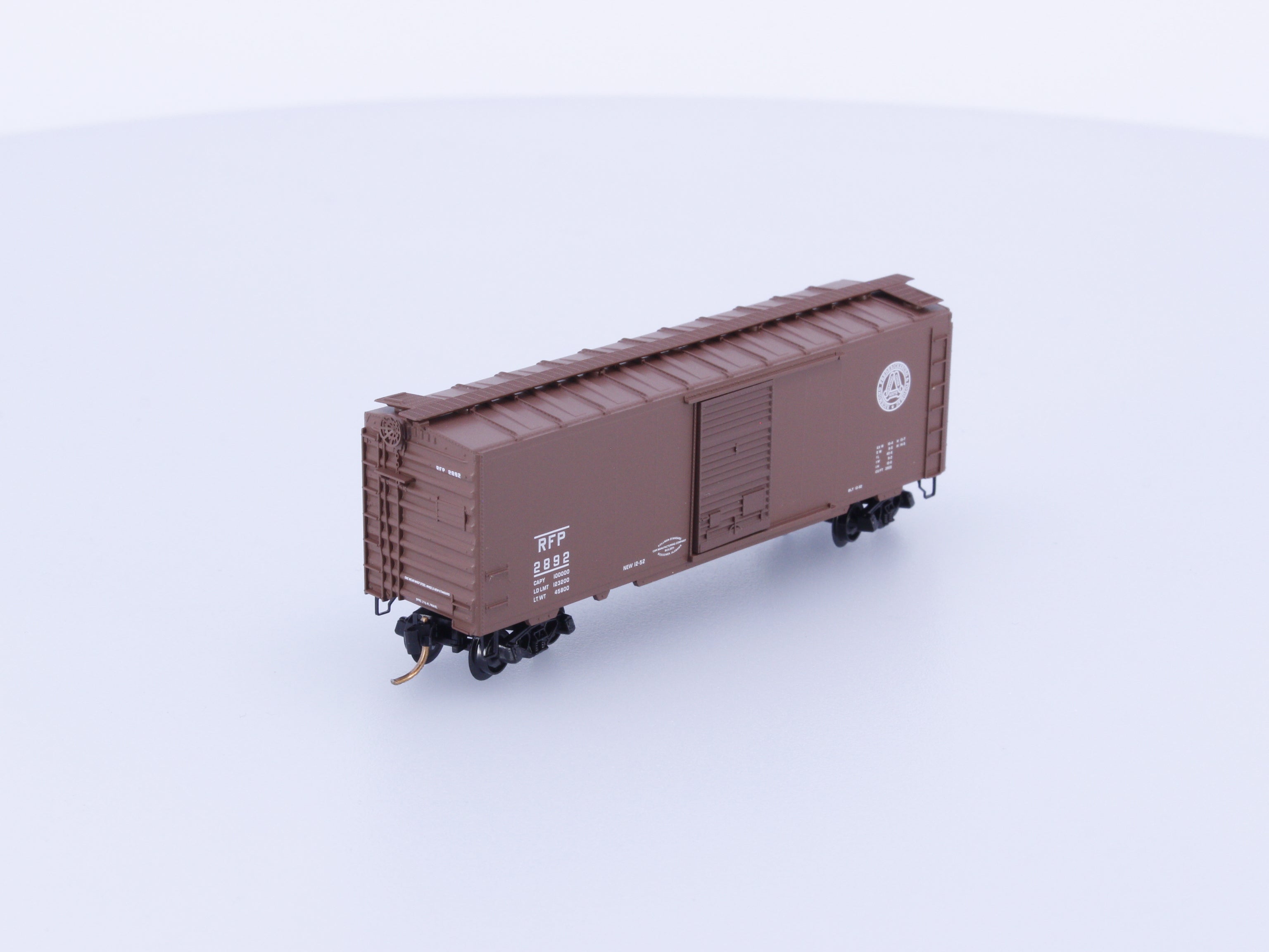Micro Trains 20496 N 40' Standard Box Car Single Door R.F. and P Railroad 2892