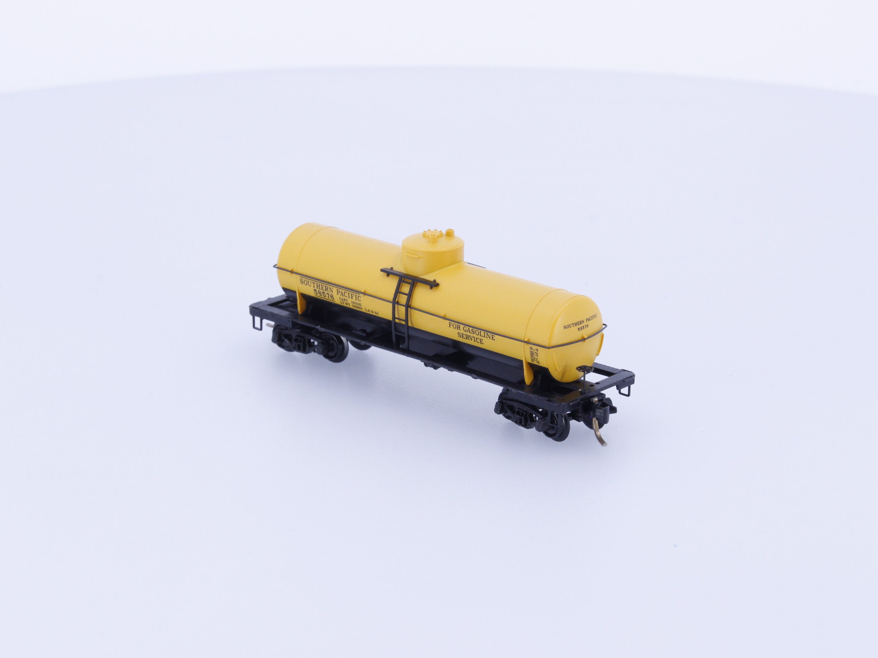Micro Trains 65260 N 39' Single Dome Tank Car Southern Pacific (SP) 58576