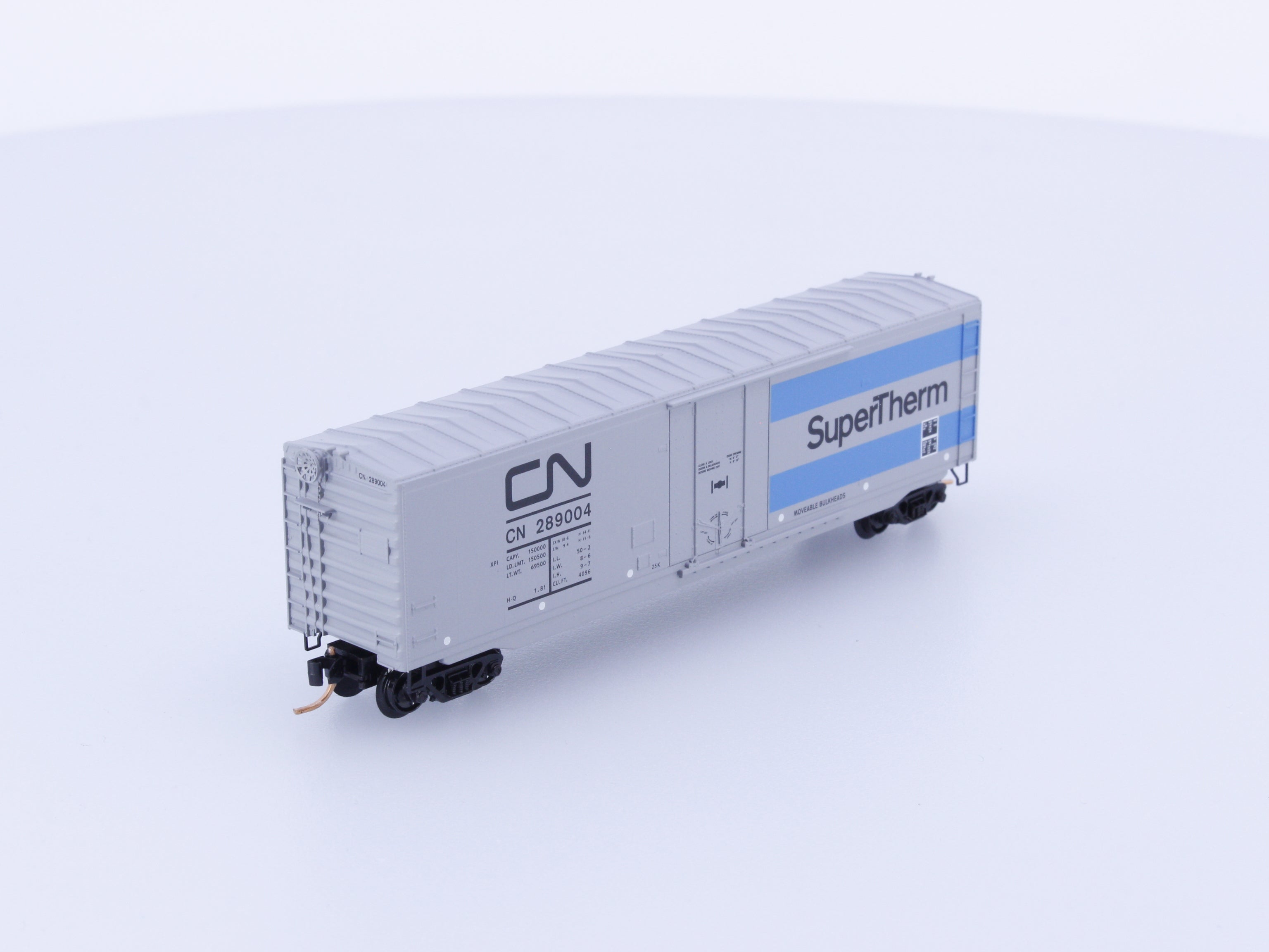 Micro Trains 38330 N 50' Standard Boxcar Plug Door w/o Roofwalk Canadian National (CN) 289004