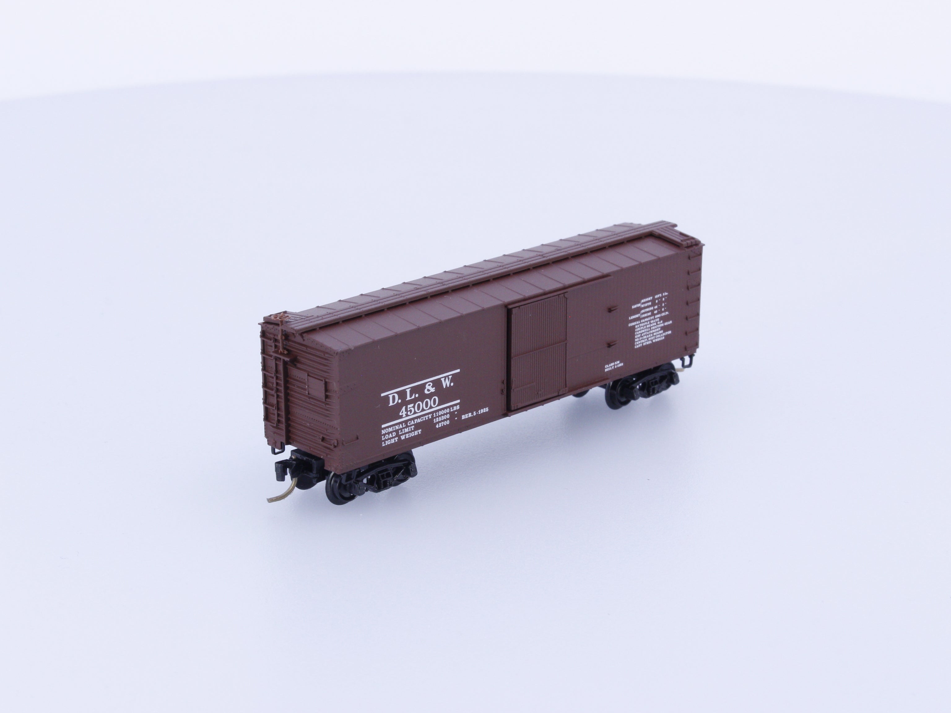 Micro Trains 39070 N 40' Double Wood-Sheathed Box Car D.L. & W. 45000