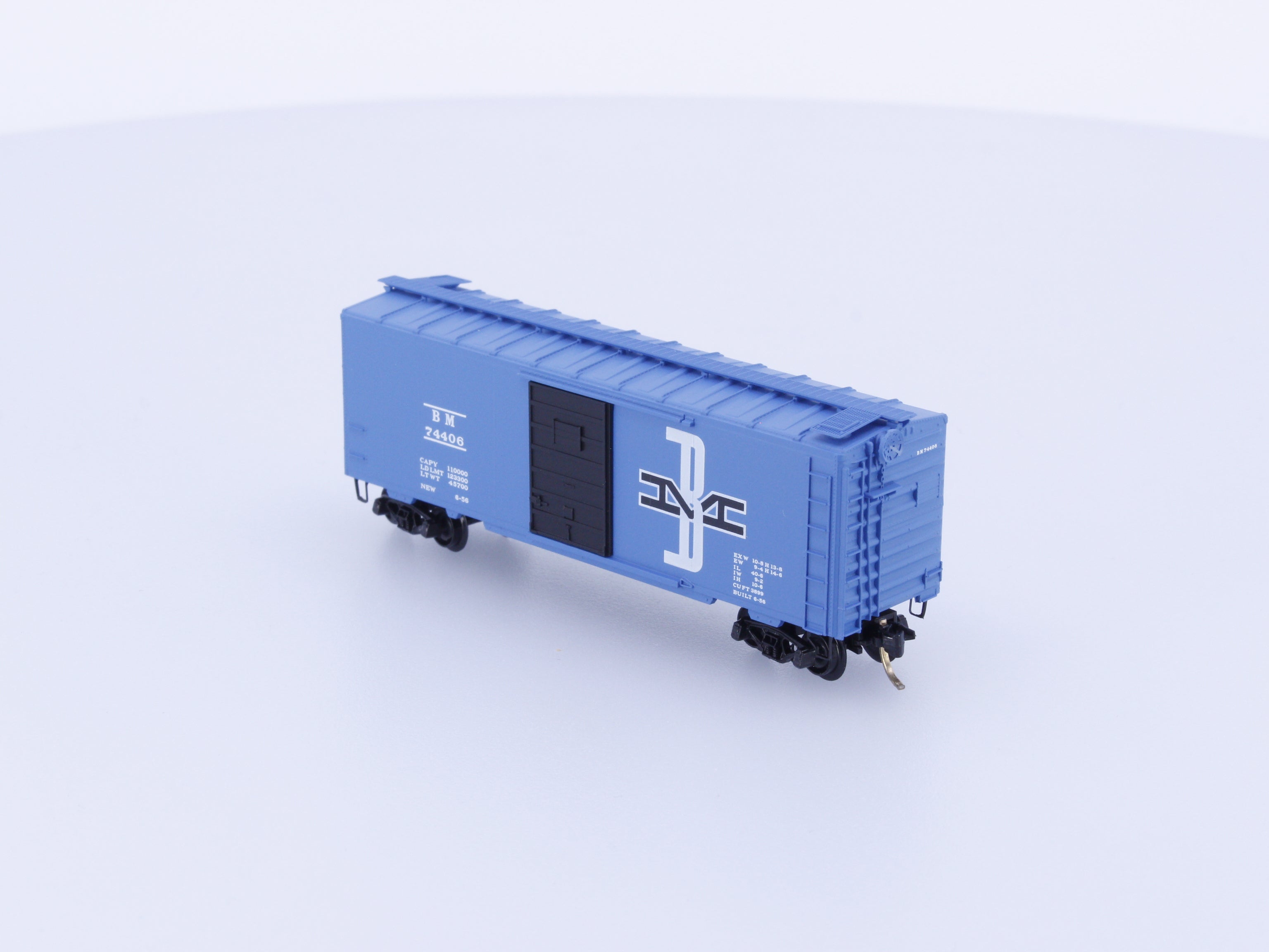 Micro Trains 20140 N 40' Standard Box Car Single Door Boston and Maine (BM) 74406 (#2)