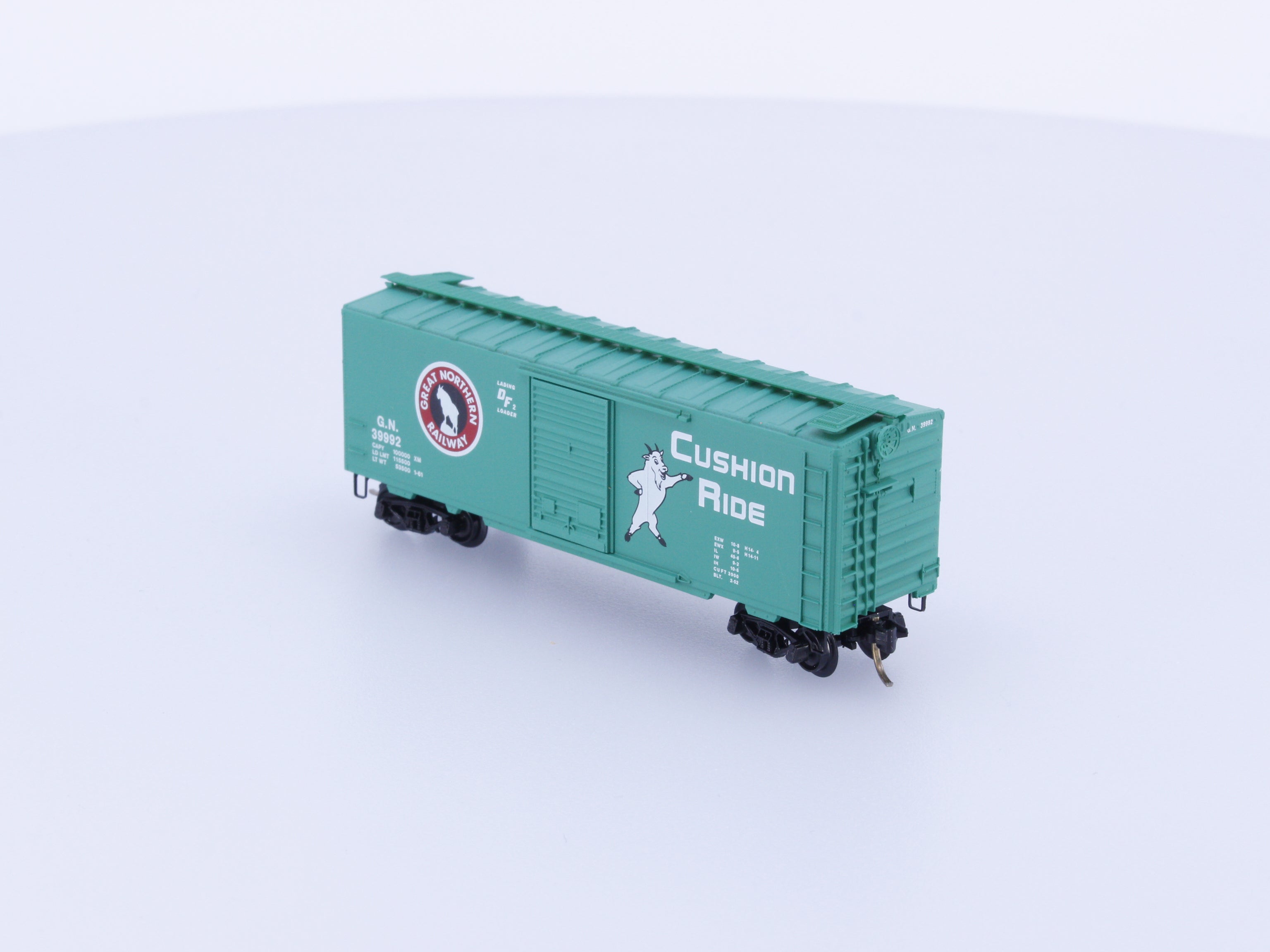 Micro Trains 20680 N 40' Standard Box Car Single Door Great Northern (GN) 39992