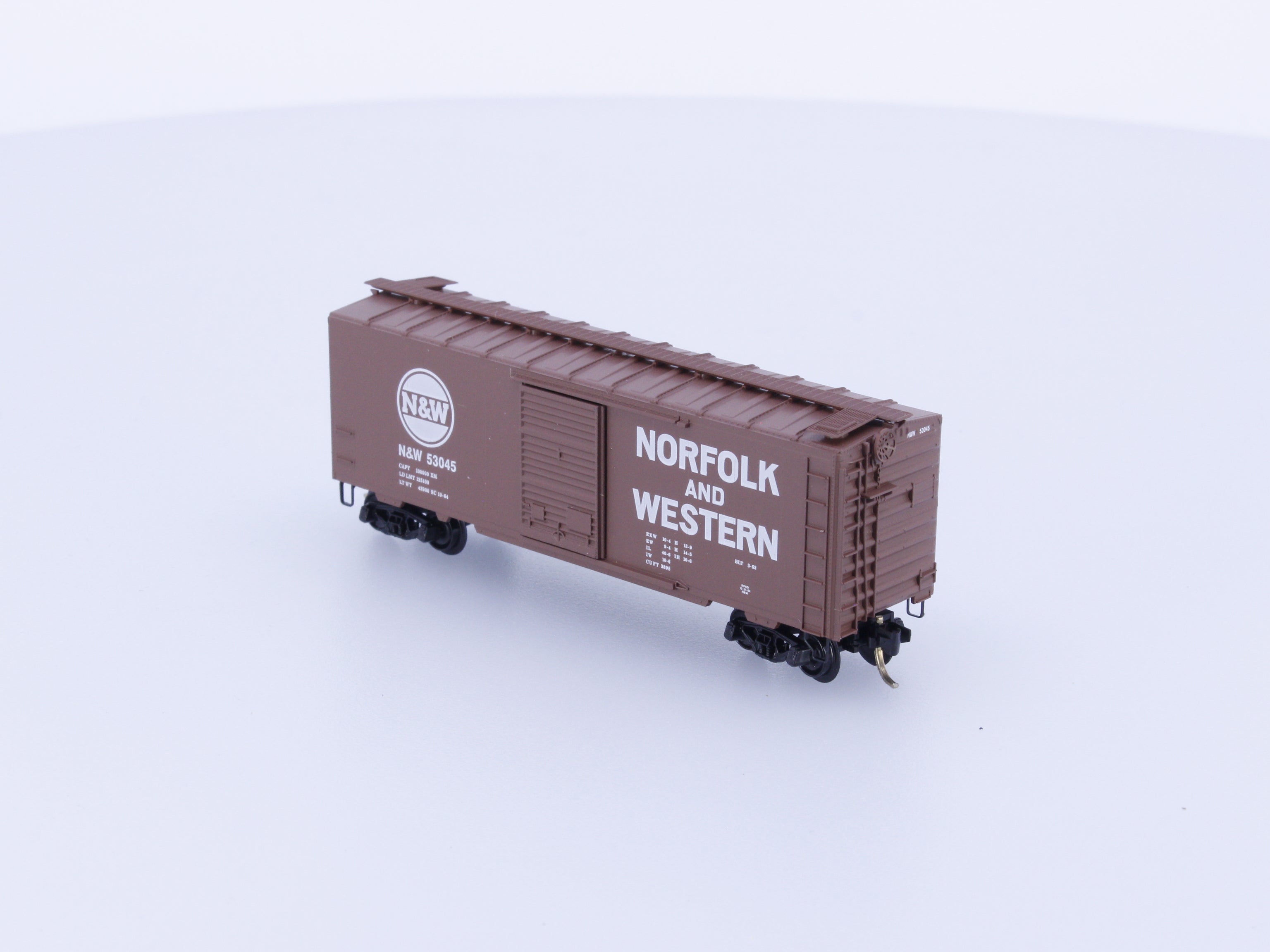 Micro Trains 20039 N 40' Standard Box Car Single Door Norfolk & Western (NW) 53045
