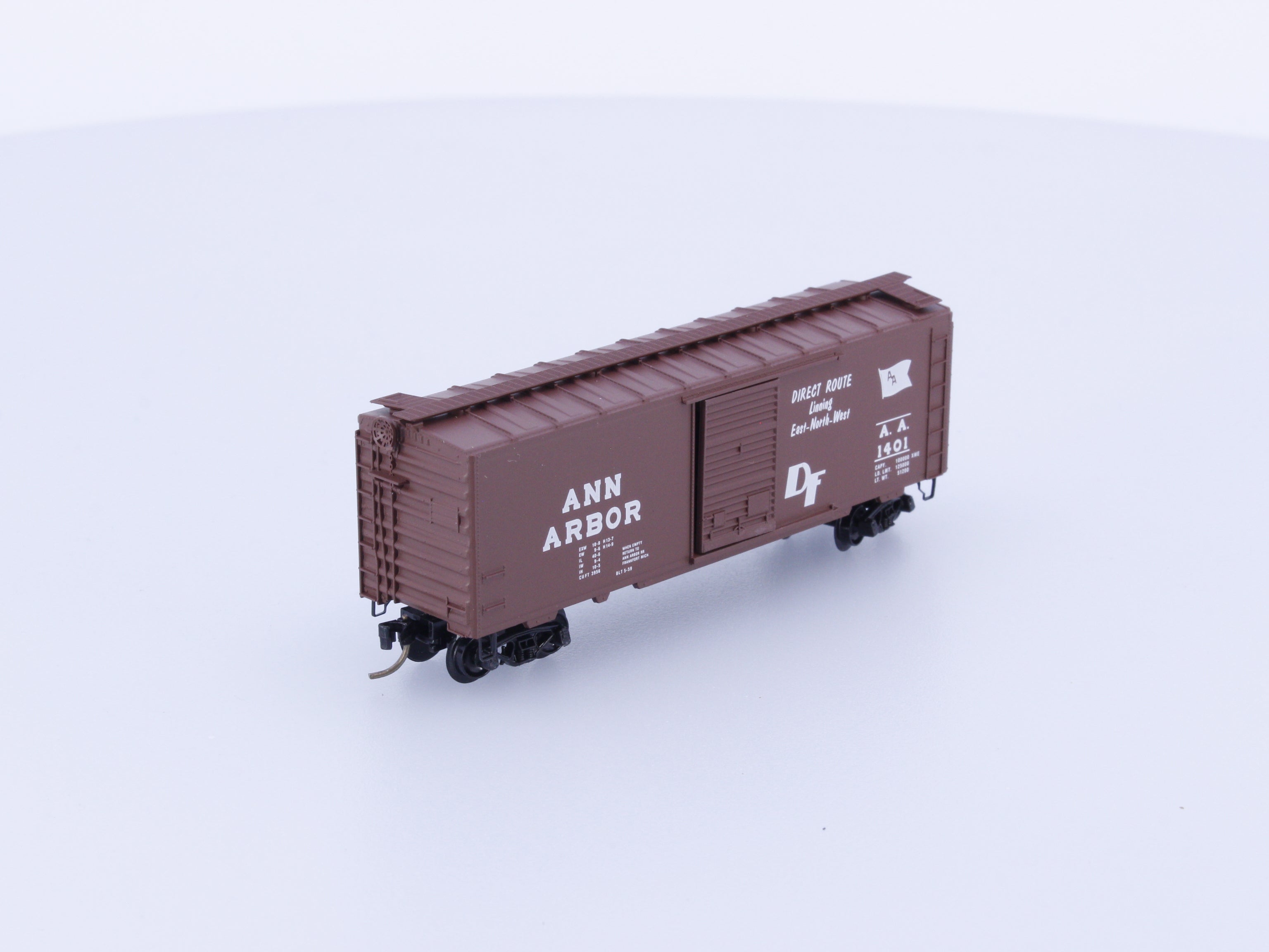 Micro Trains 20690 N 40' Standard Box Car Single Door ANN ARBOR 1401