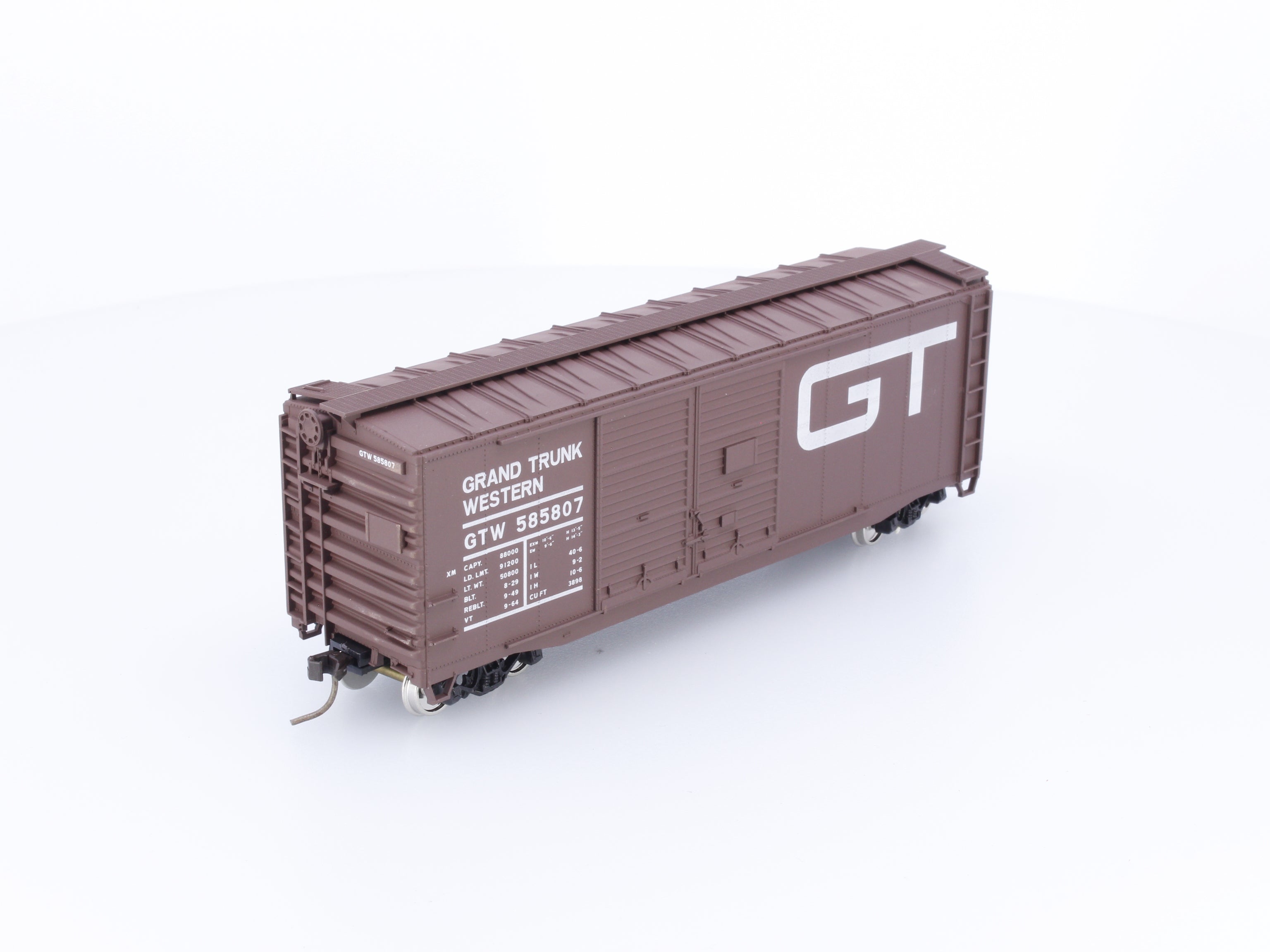 Accurail 93621 HO 40' Steel AAR Double Door Box Car Grand Trunk Western (GTW) 585807