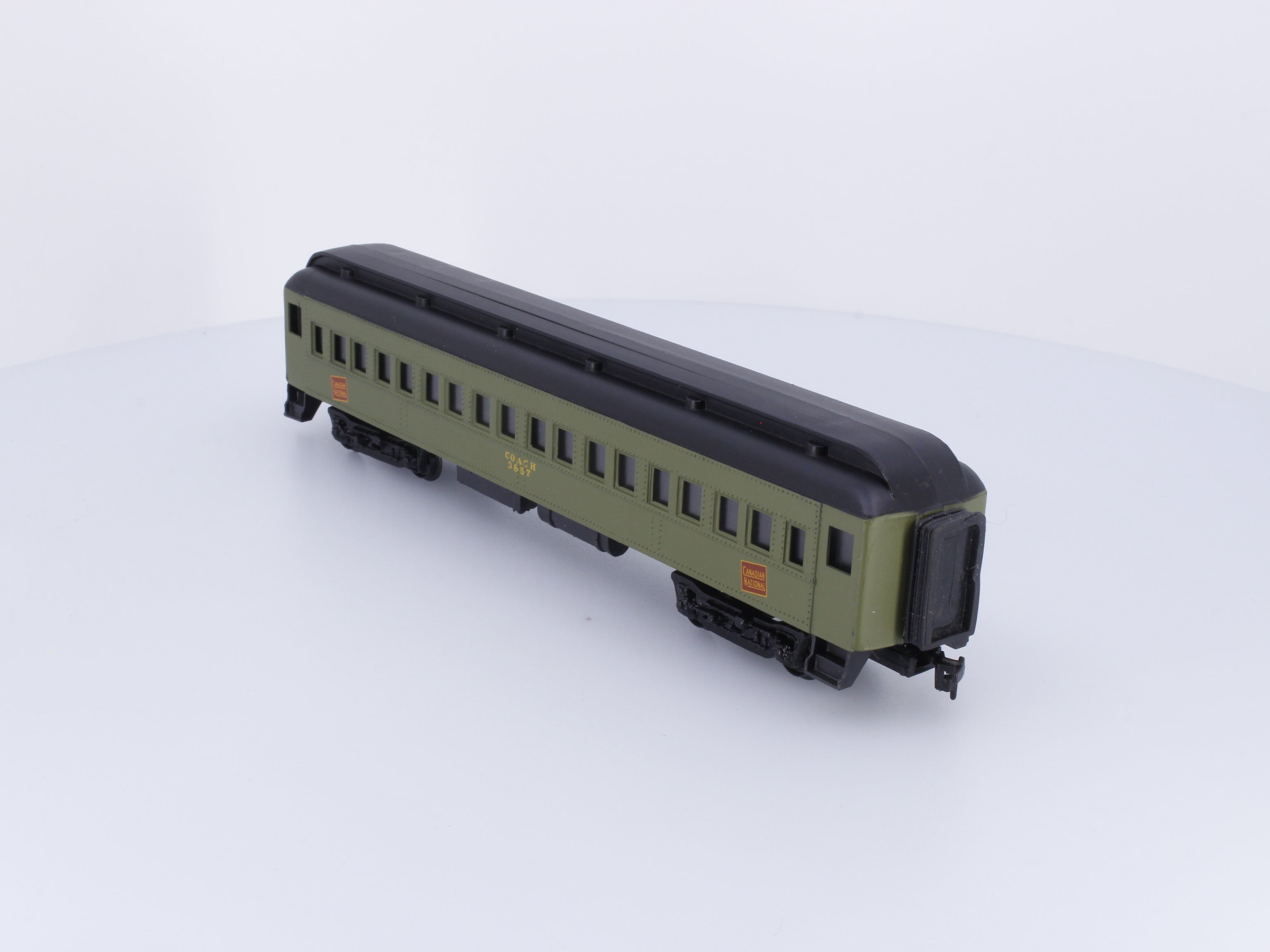 Scene Master 8923 HO Old Pullman Passenger Car Canadian National (CN) 3857