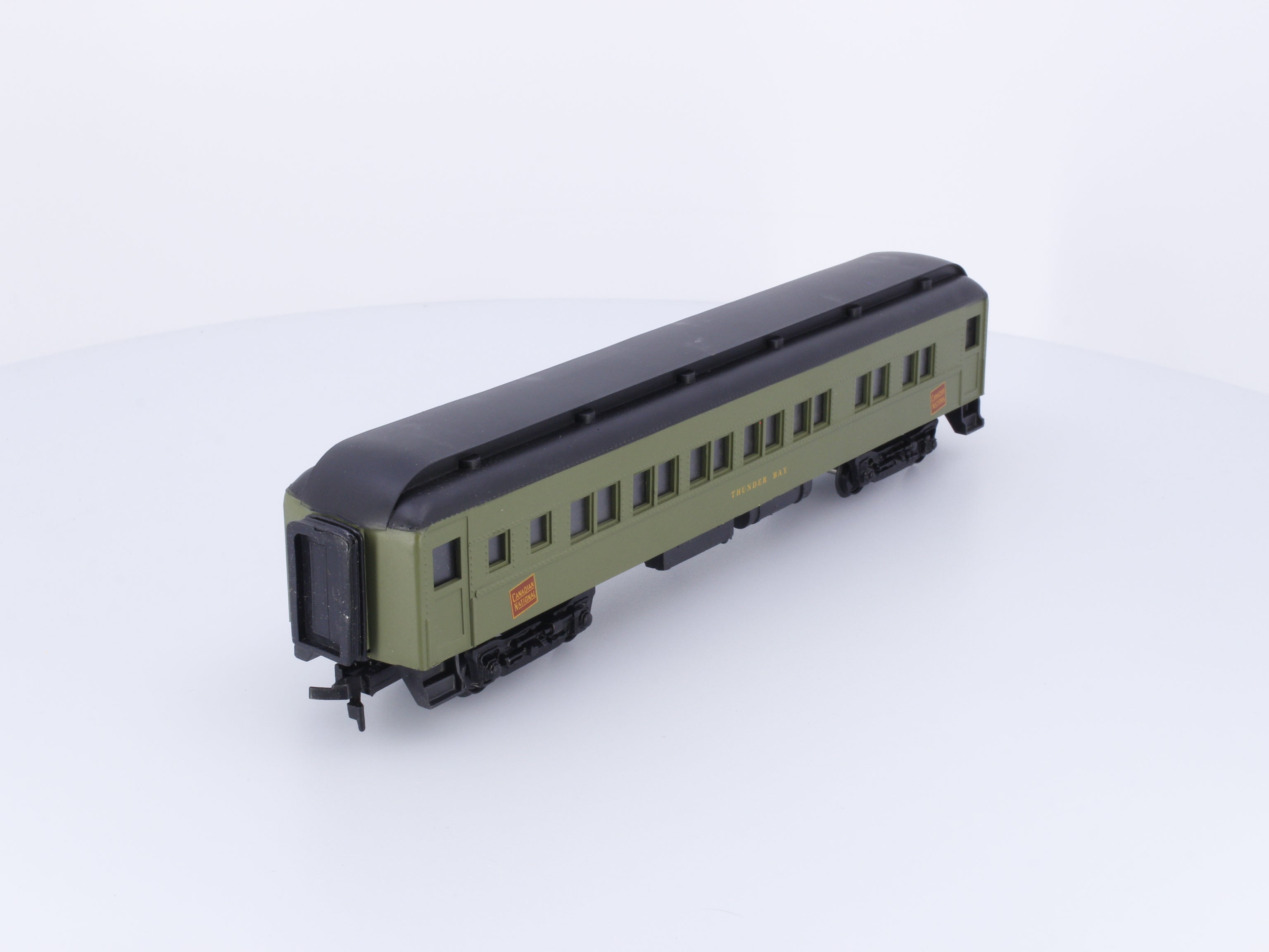 Scene Master 8922 HO Old Pullman Passenger Car Canadian National (CN) Thunder Bay