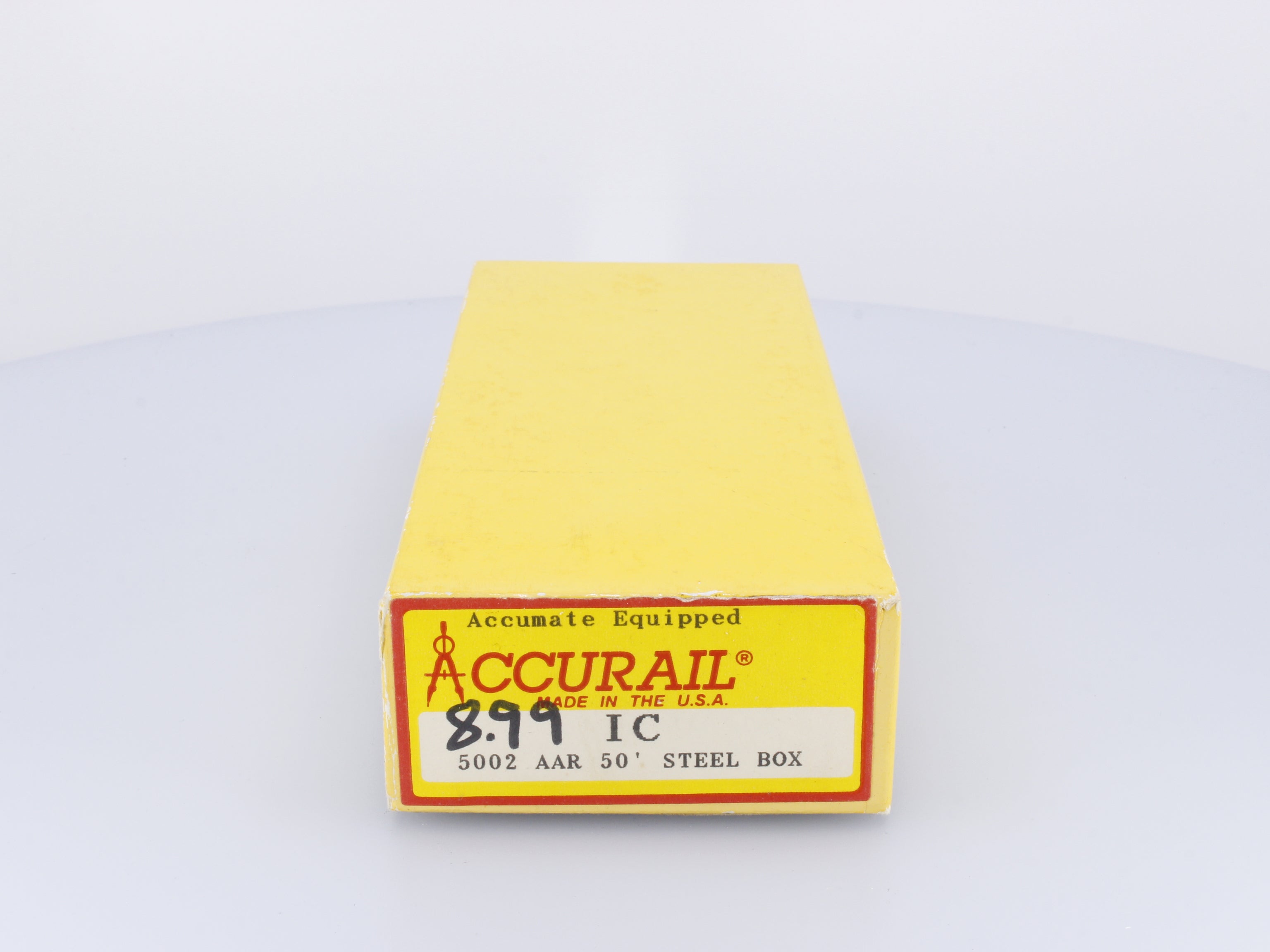 Accurail 5002 HO AAR 50' Steel Box Car Illinois Central (IC) 523396