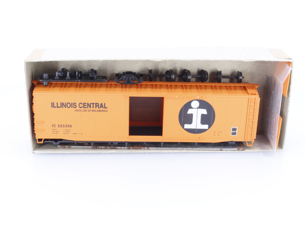 Accurail 5002 HO AAR 50' Steel Box Car Illinois Central (IC) 523396