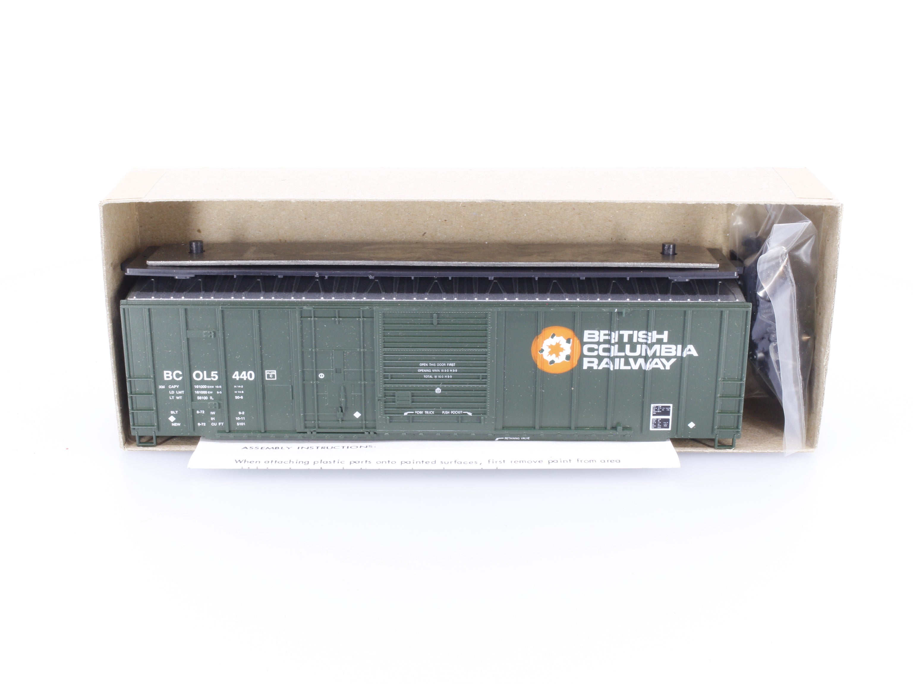 Roundhouse 01936 HO 50' FMC Combo Door Box Car BC Rail (BCOL) 5440