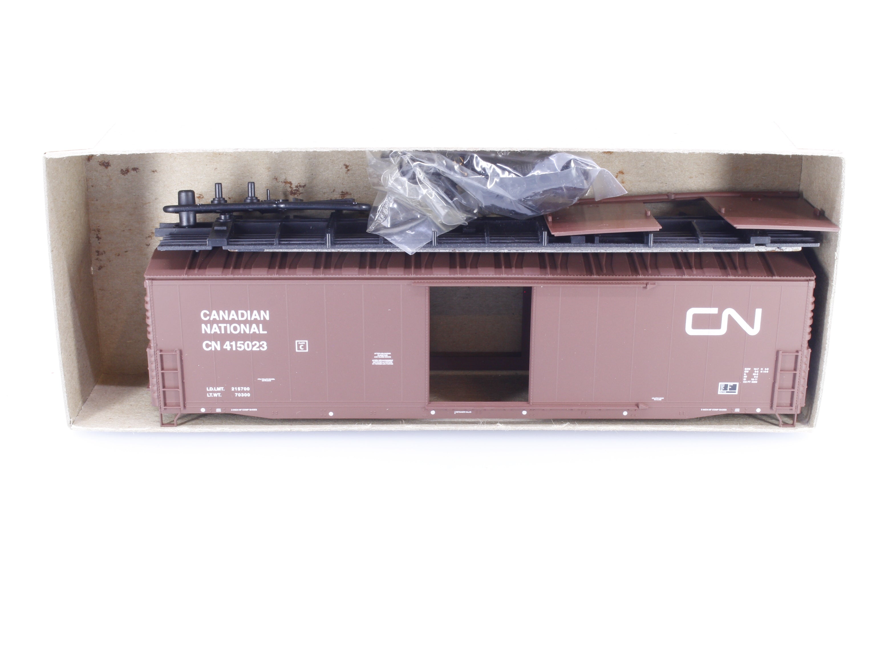 Accurail 5708 HO 50' Welded AAR Box Car Canadian National (CN) 415023
