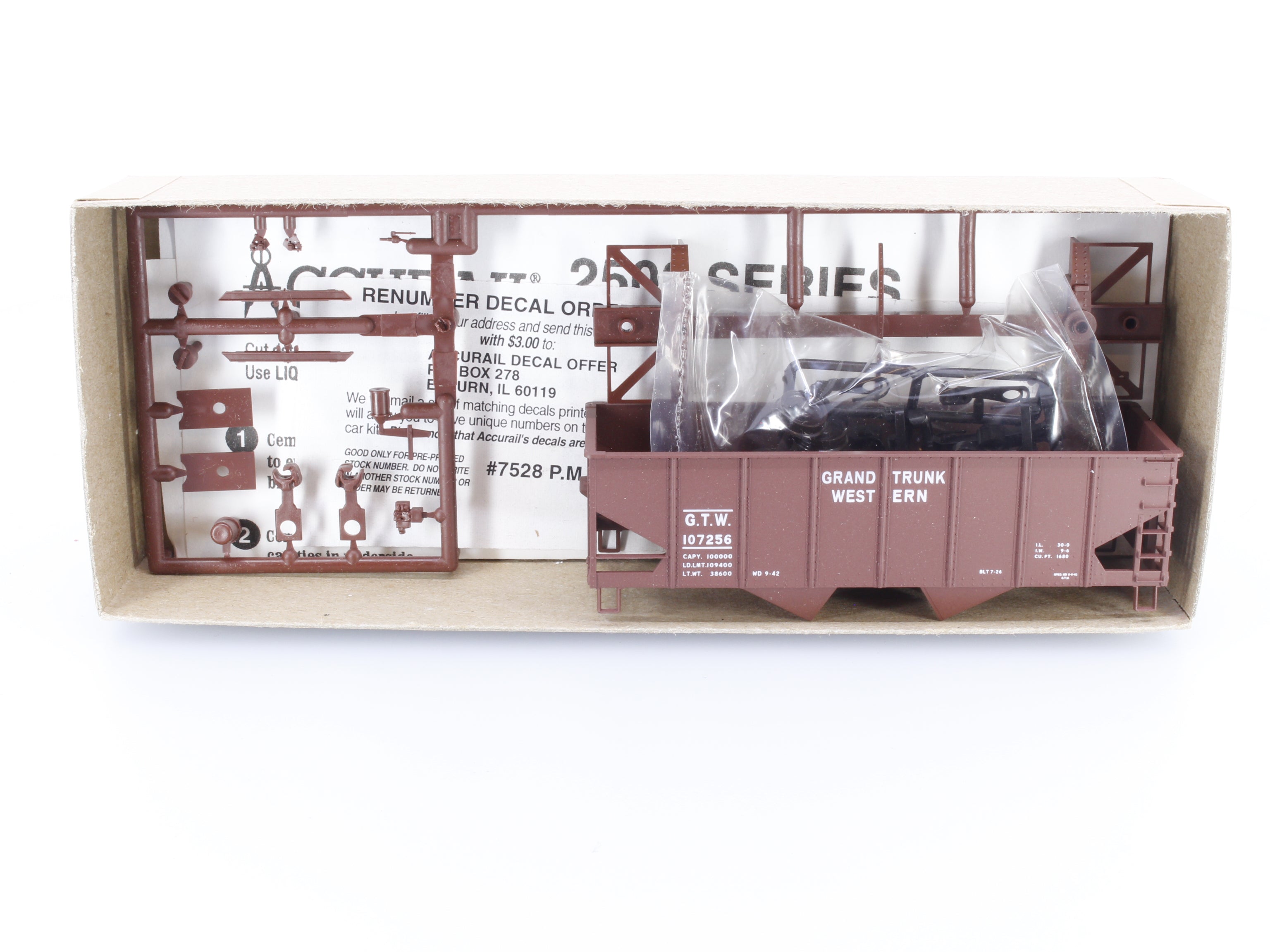 Accurail 2557.3 HO 55 Ton USRA Hopper Grand Trunk Western (GTW) 107256