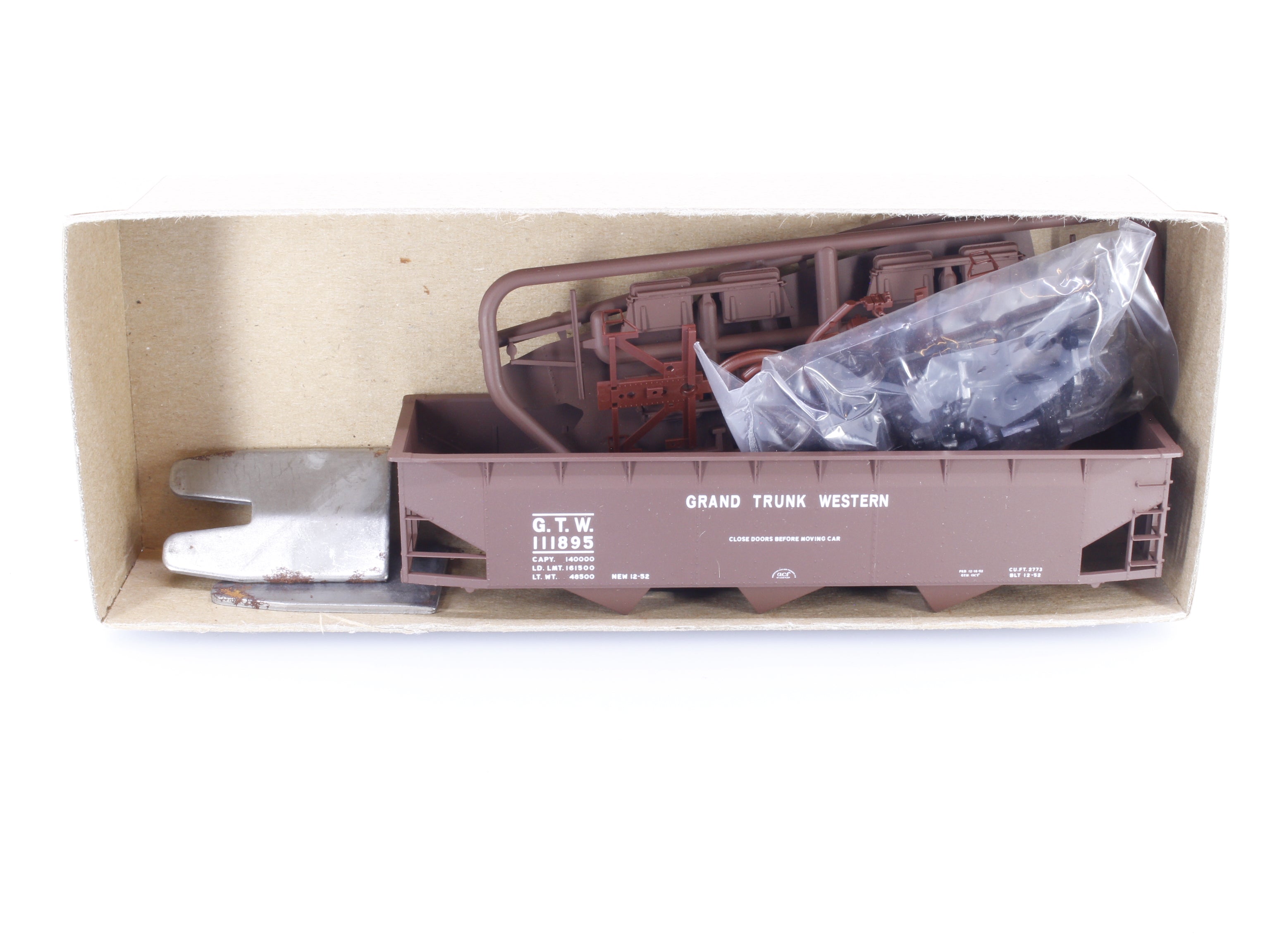 Accurail 7515 HO AAR Triple Hopper Grand Trunk Western (GTW) 111895