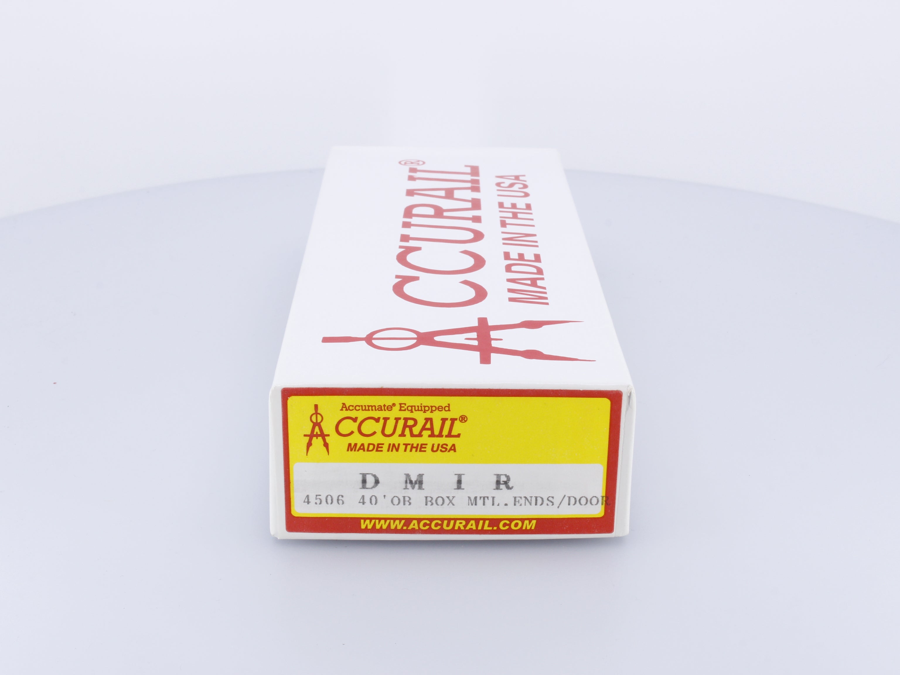 Accurail 4506 HO 40' Outside Braced Box Car Metal Ends/Door Duluth Missabe and Iron Range Railway (DMIR) 3385