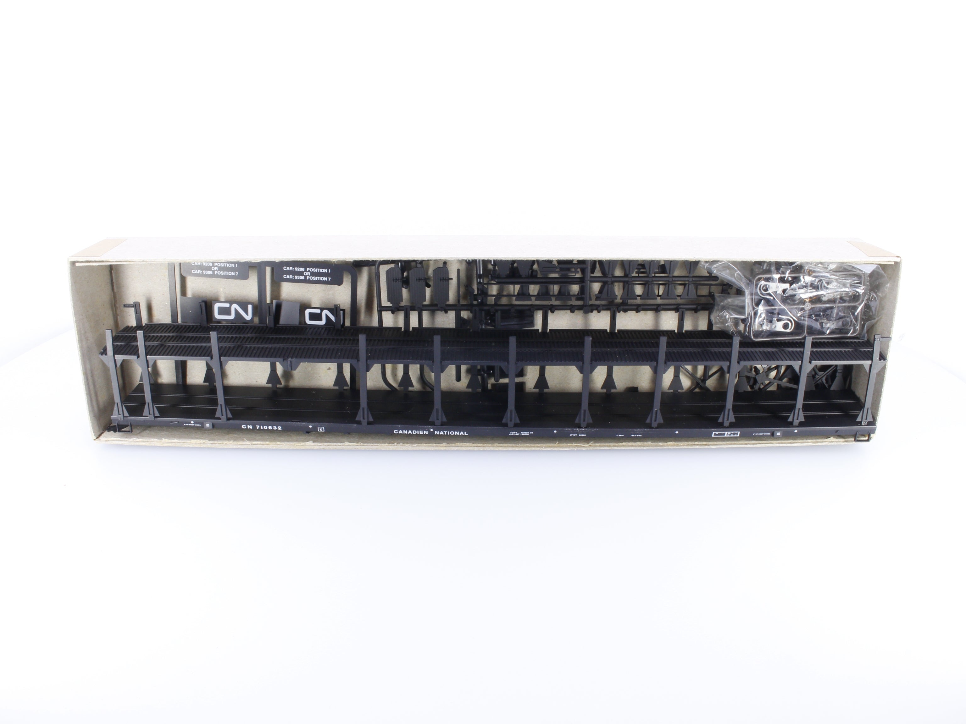 Accurail 9206 HO Bi-Level Open Auto Rack Canadian National (CN) 710632