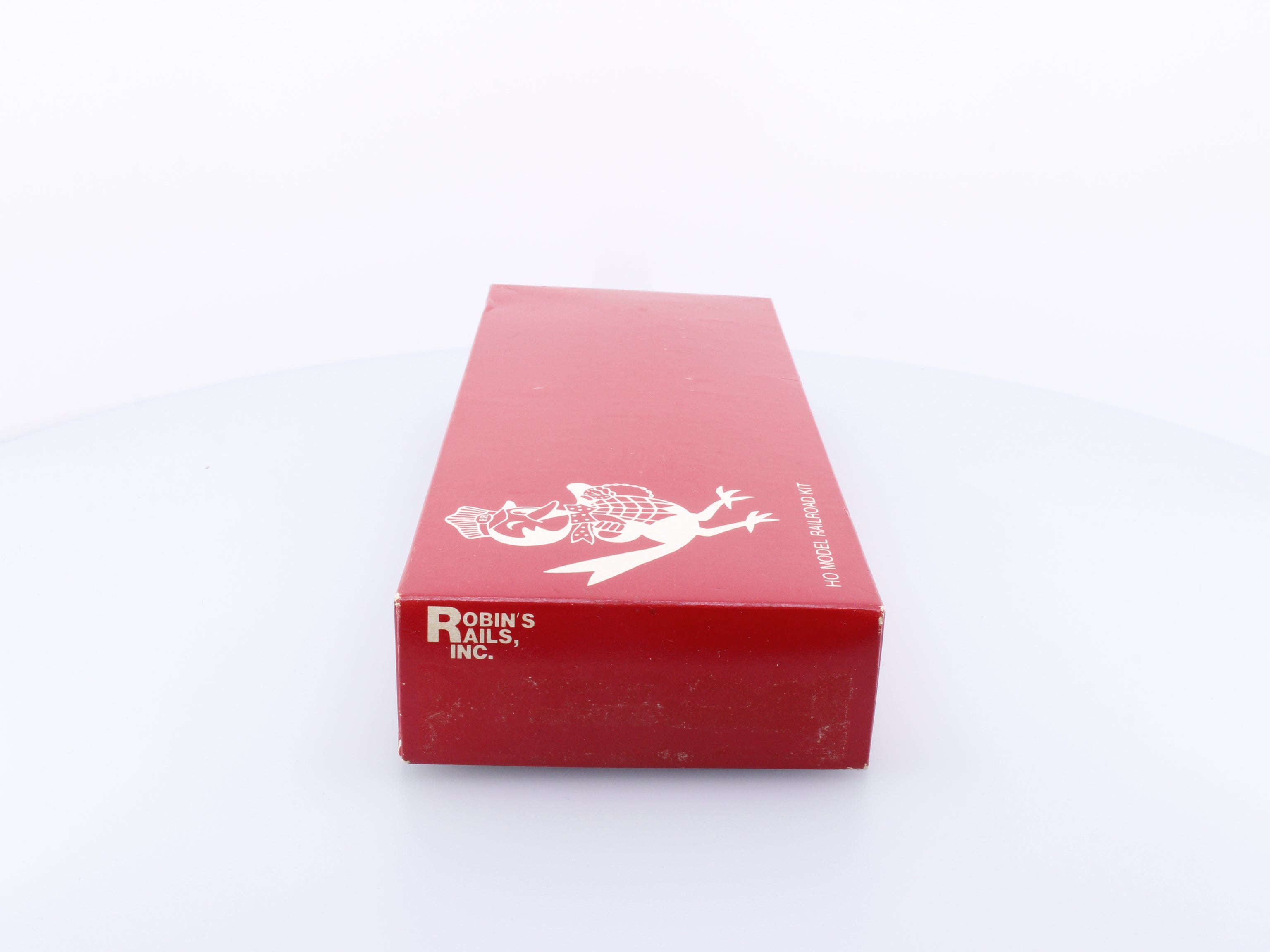Robins Rails INC 136018 HO 3 Bay Covered Hopper