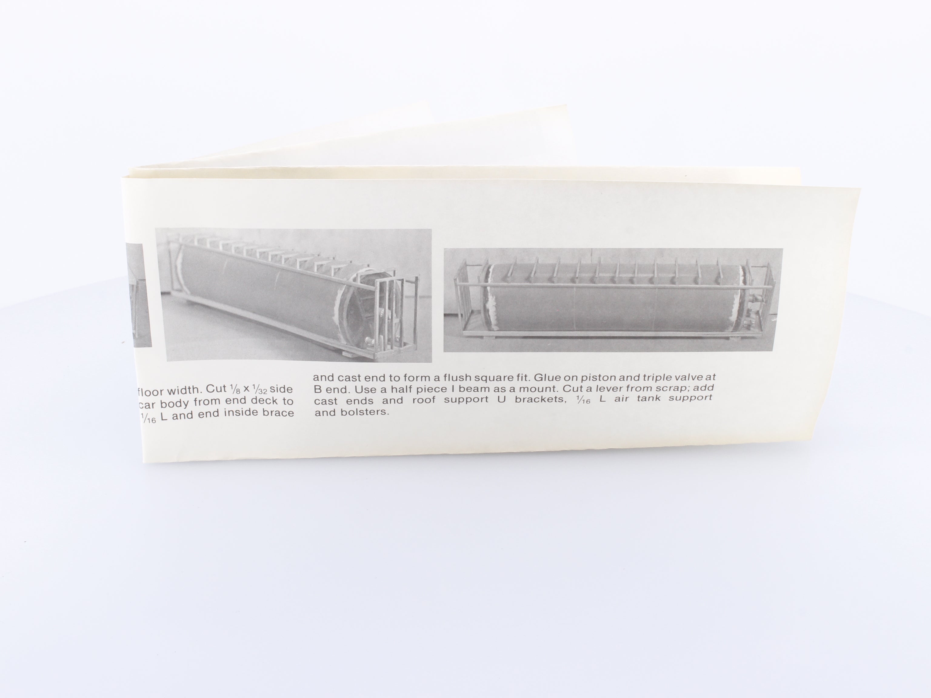 Roller Bearing Models 627-704 HO Cylindrical Hopper Kit Canadian Pacific (CP)