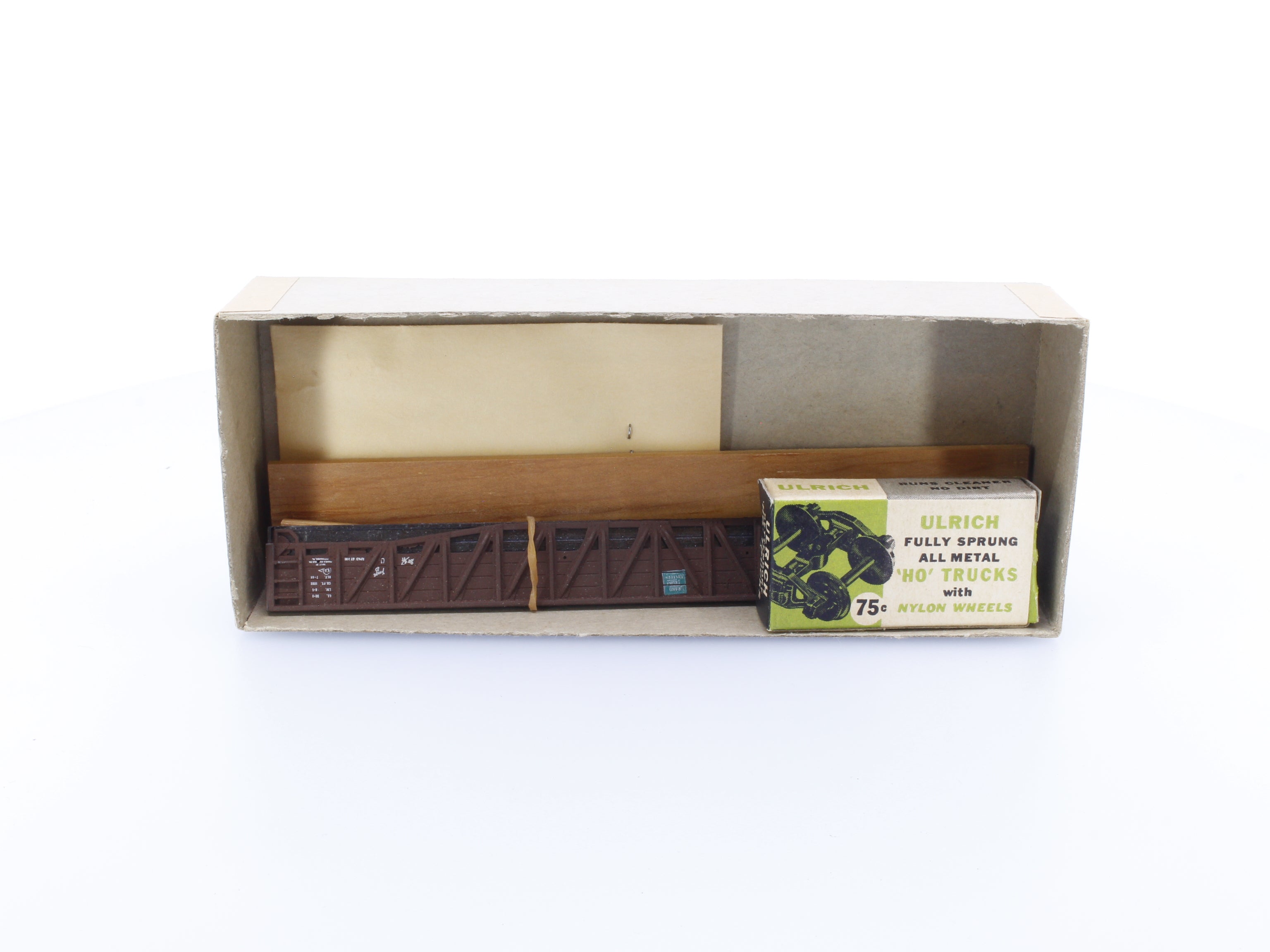 Ulrich CG7275 HO Composite Gondola Grand Trunk Western (GTW)